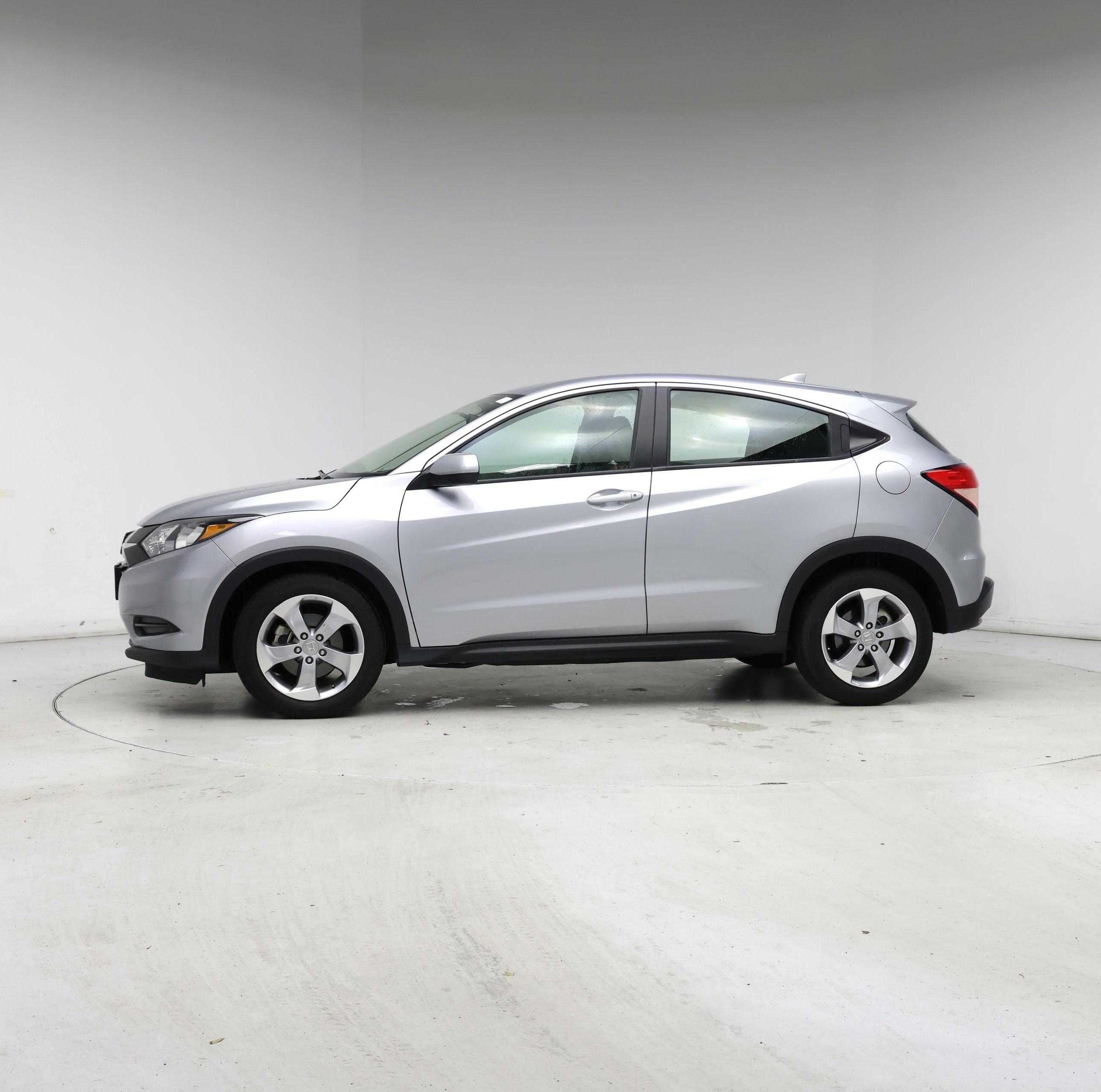 Thumbnail: 2017 Honda HR-V - 3