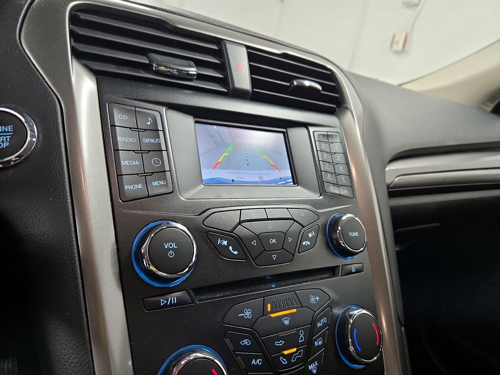 Thumbnail: 2017 Ford Fusion - 14