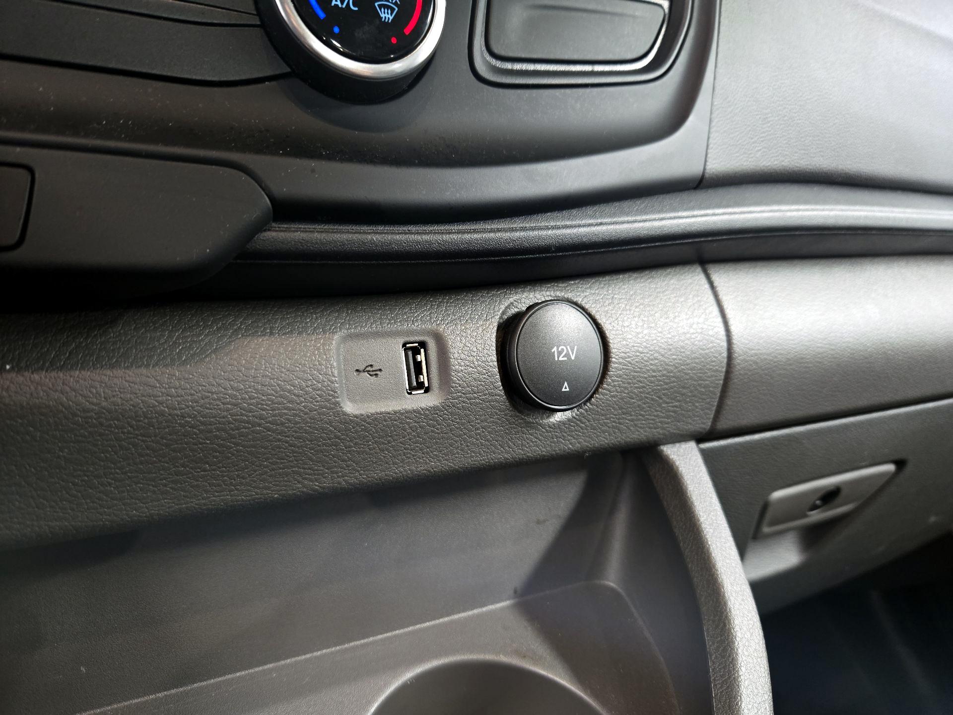 Thumbnail: 2025 Ford Transit Series - 18