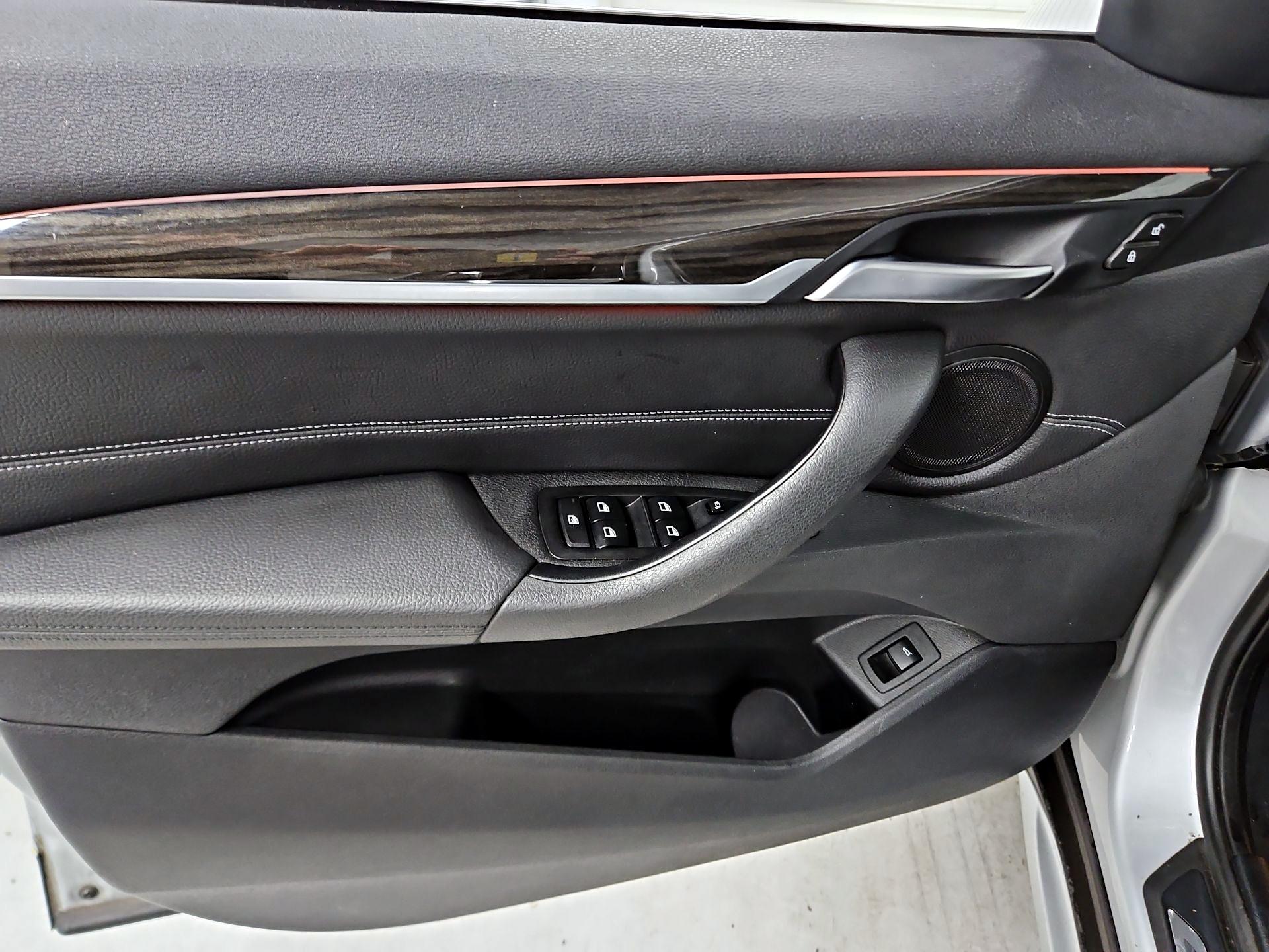 Thumbnail: 2016 BMW X1 - 12