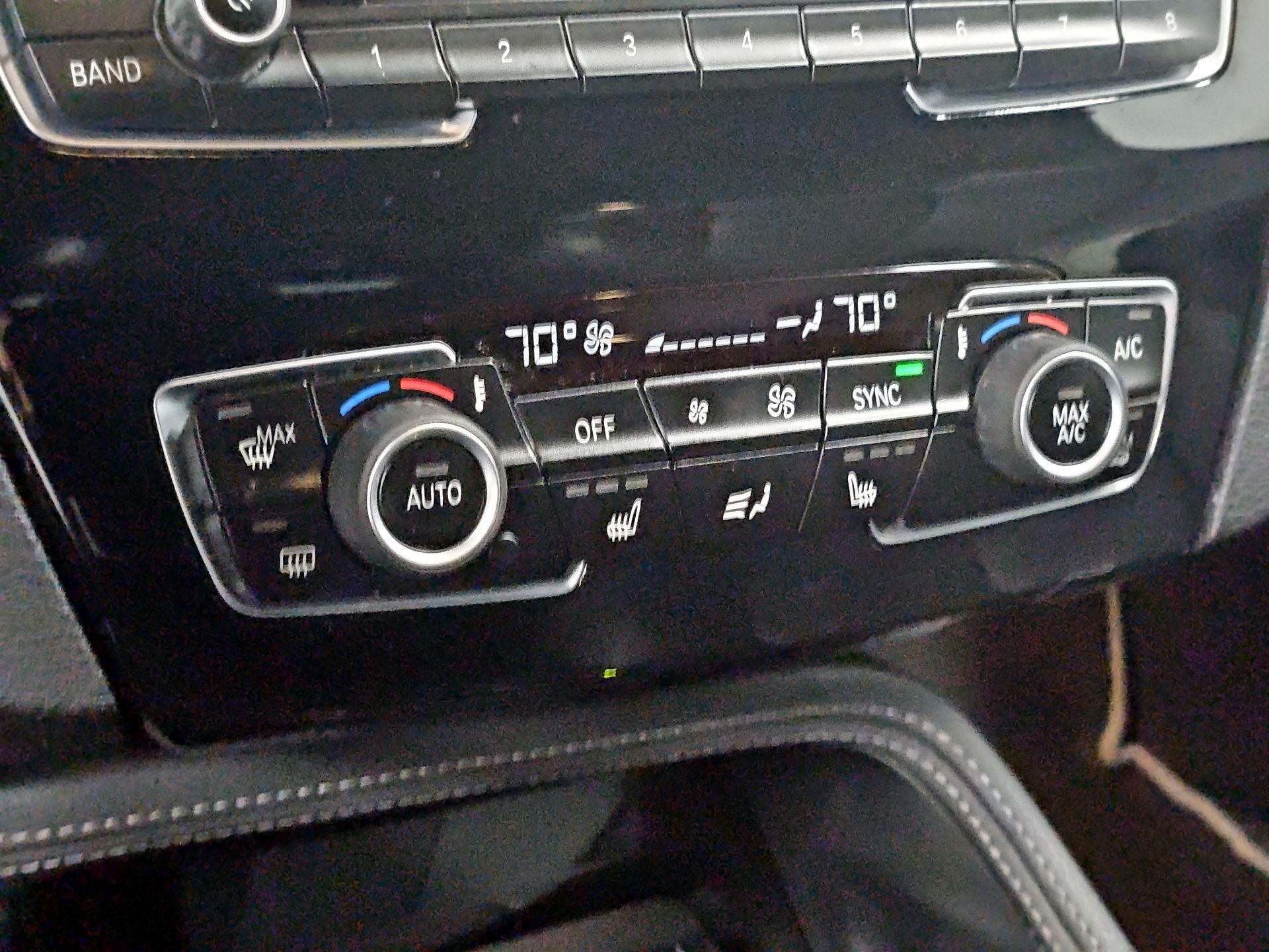 Thumbnail: 2016 BMW X1 - 17