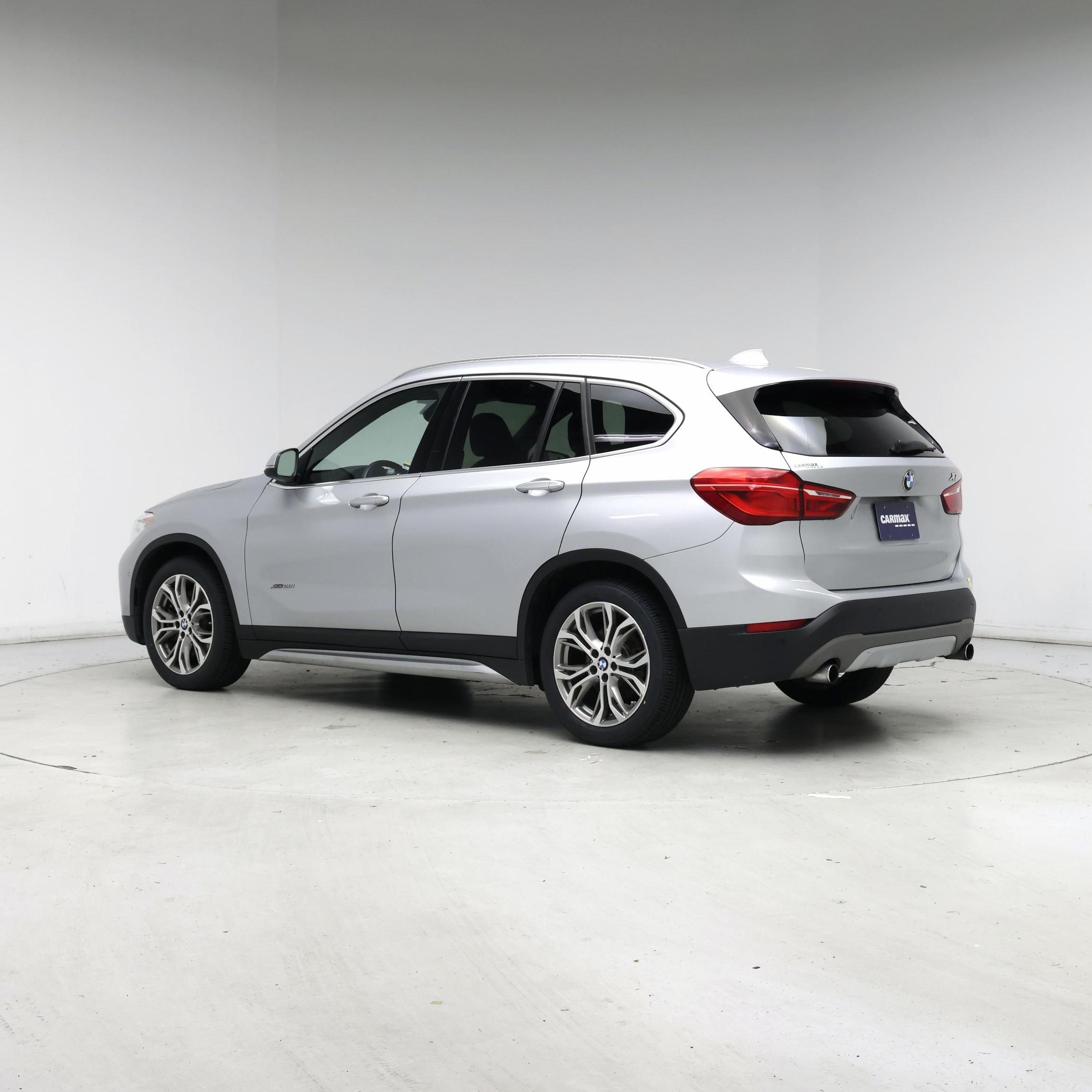 Thumbnail: 2016 BMW X1 - 2