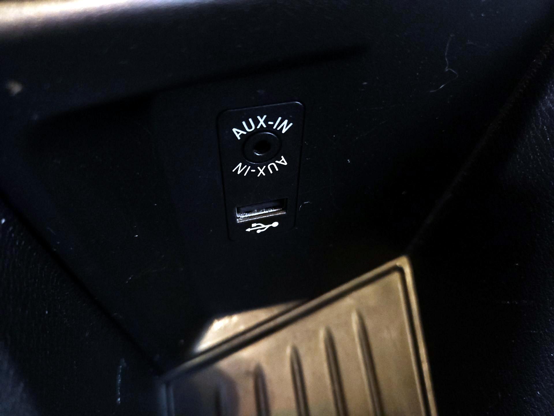 Thumbnail: 2016 BMW X1 - 19