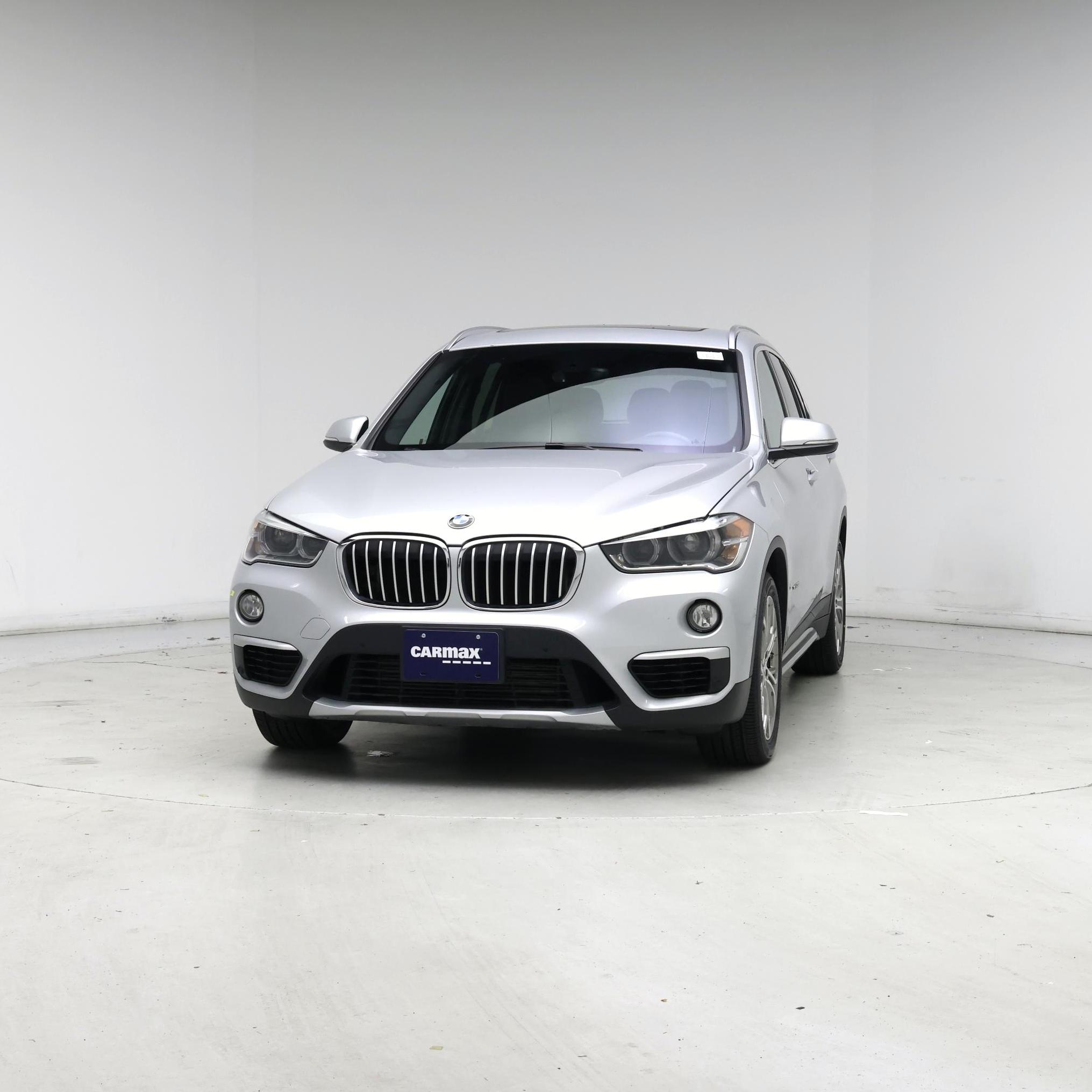 Thumbnail: 2016 BMW X1 - 4