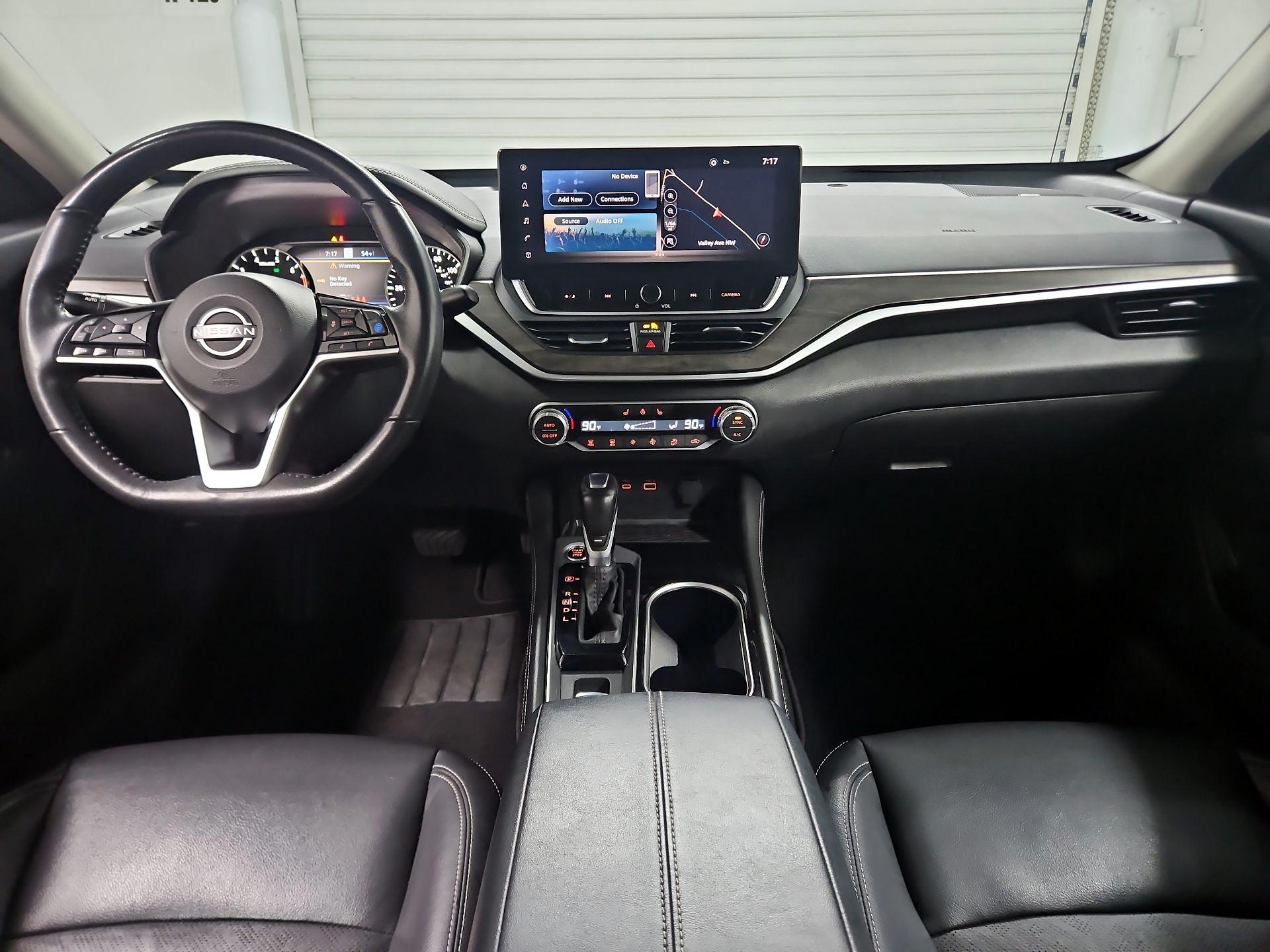 Thumbnail: 2023 Nissan Altima - 9