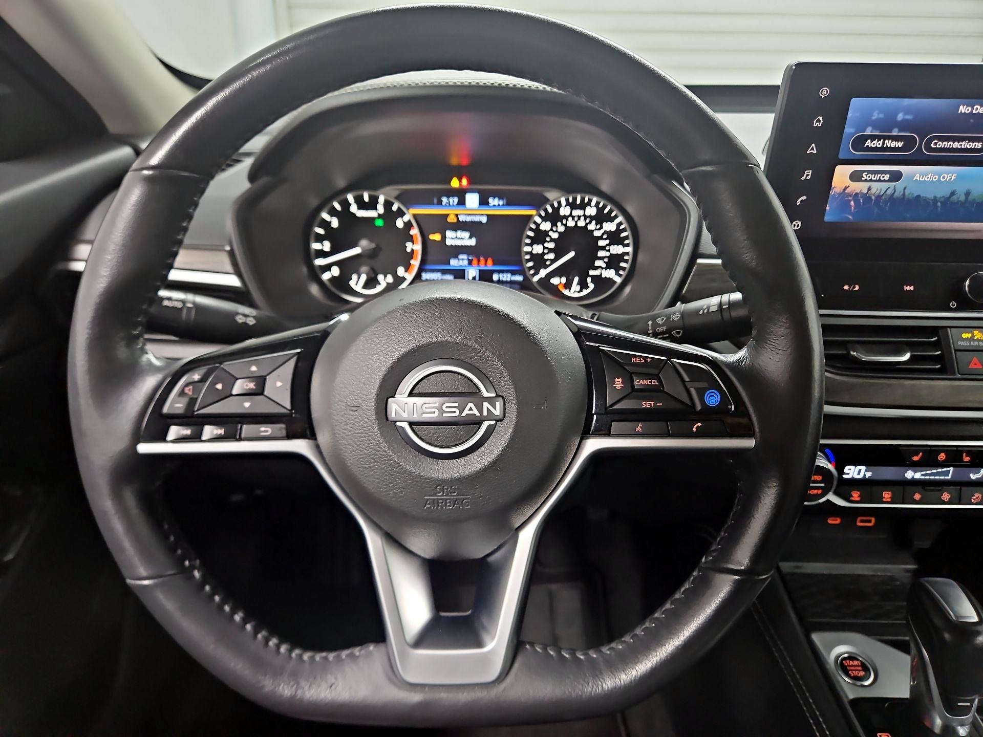 Thumbnail: 2023 Nissan Altima - 10