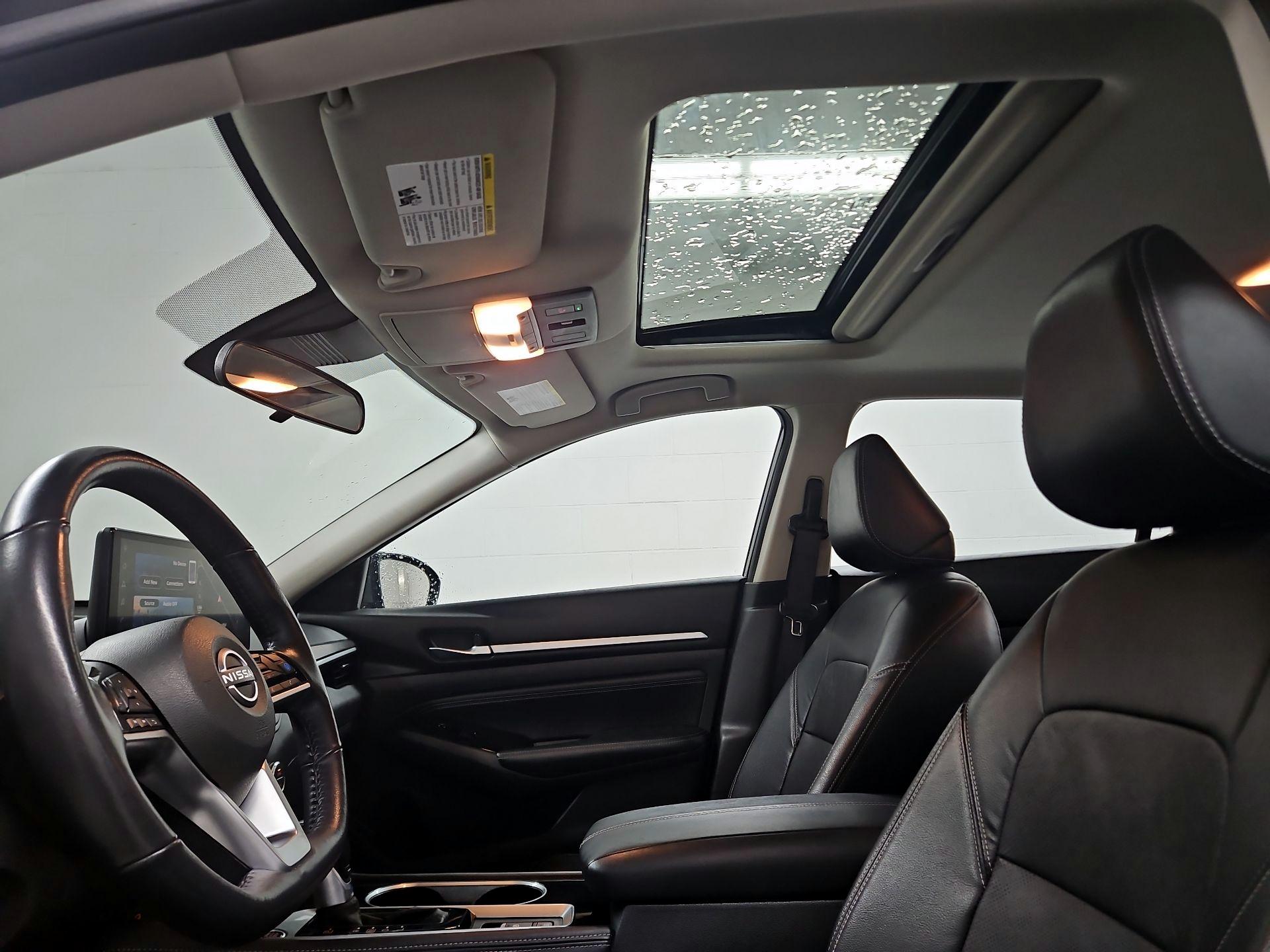 Thumbnail: 2023 Nissan Altima - 20