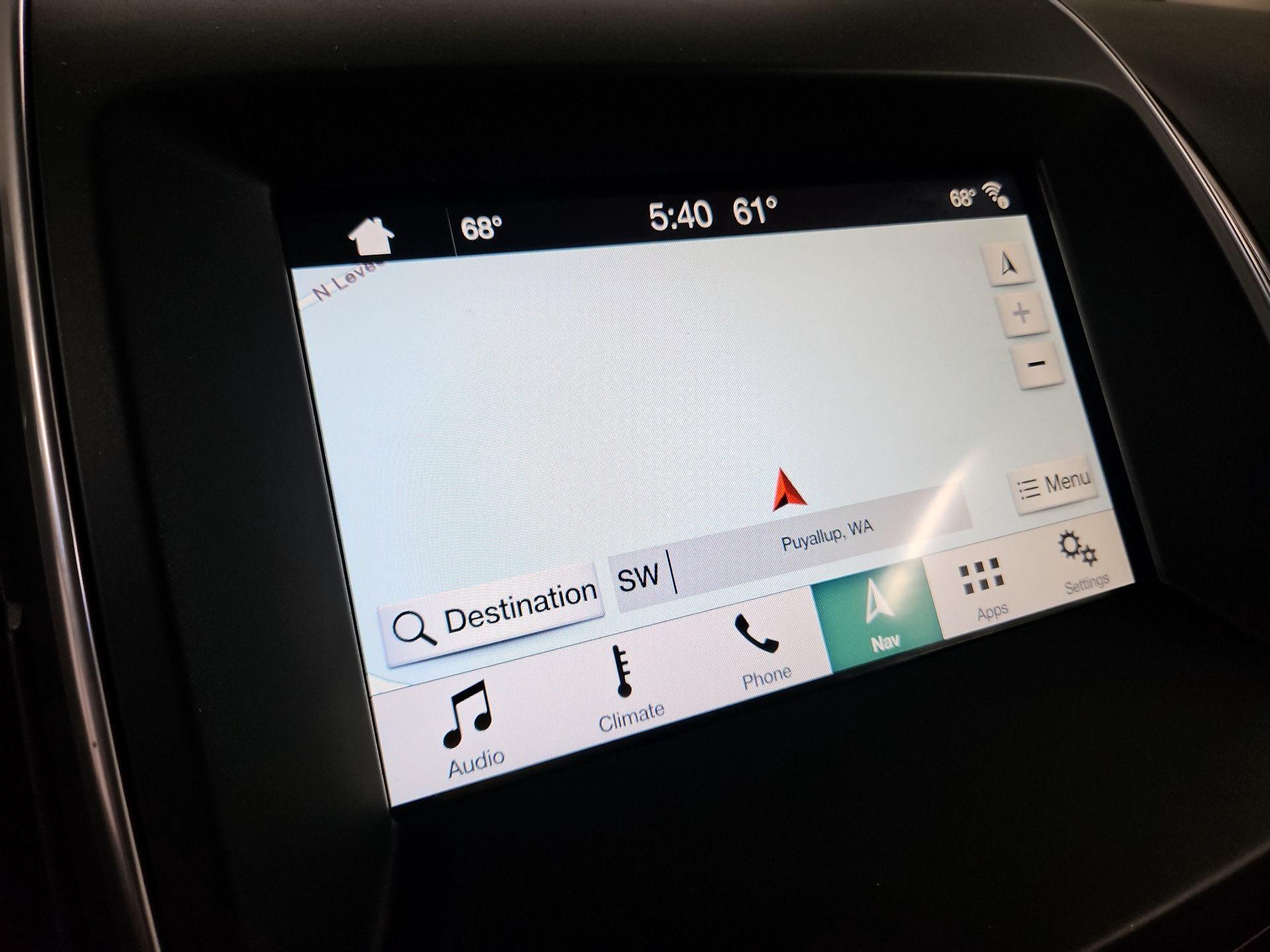 Thumbnail: 2016 Ford Edge - 14