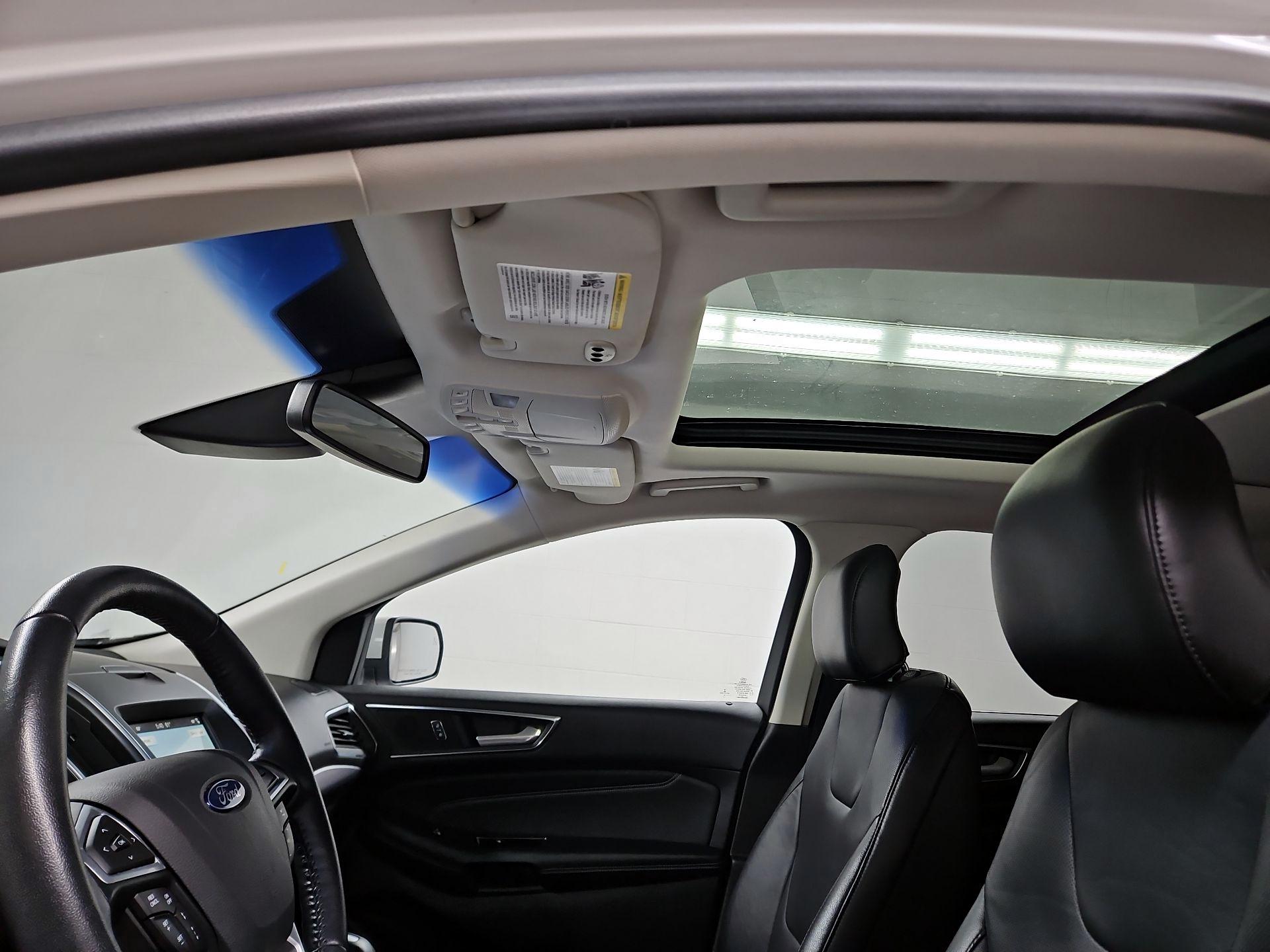 Thumbnail: 2016 Ford Edge - 20