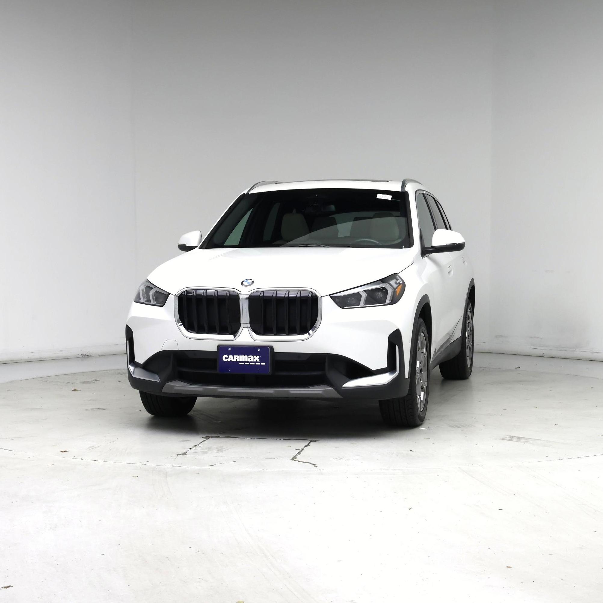 Thumbnail: 2023 BMW X1 - 4