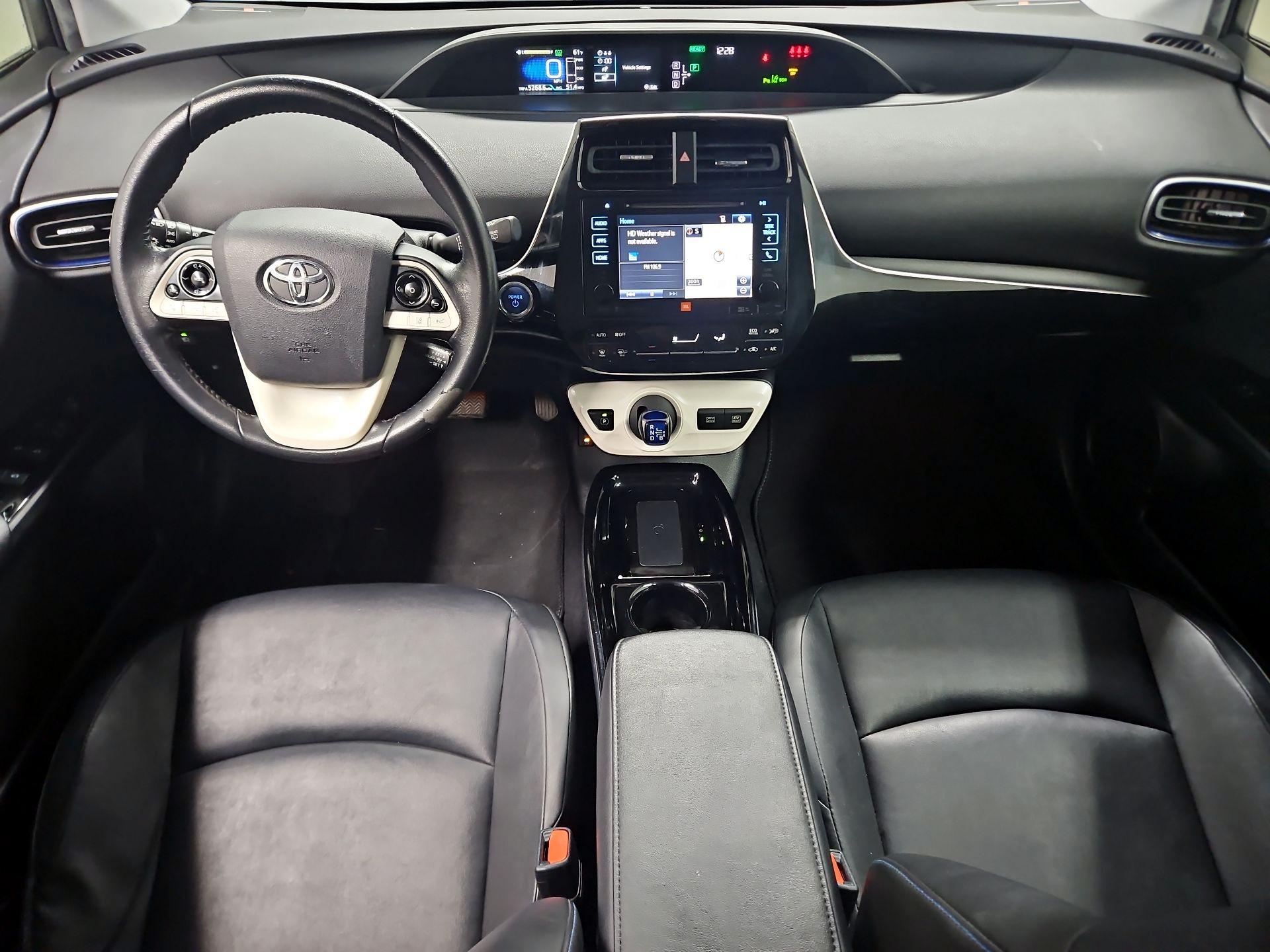 Thumbnail: 2017 Toyota Prius - 9