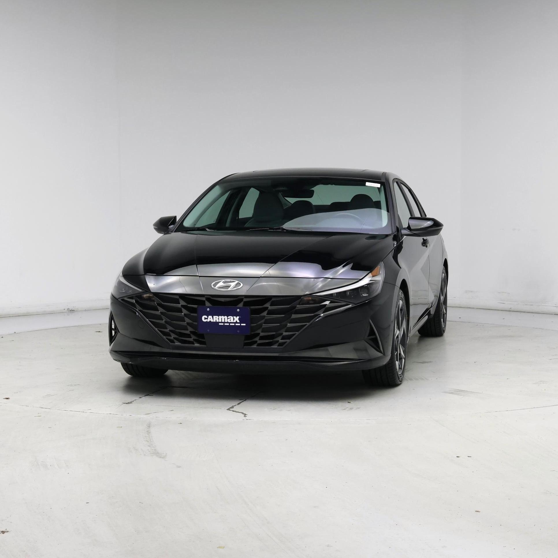 Thumbnail: 2023 Hyundai Elantra - 4