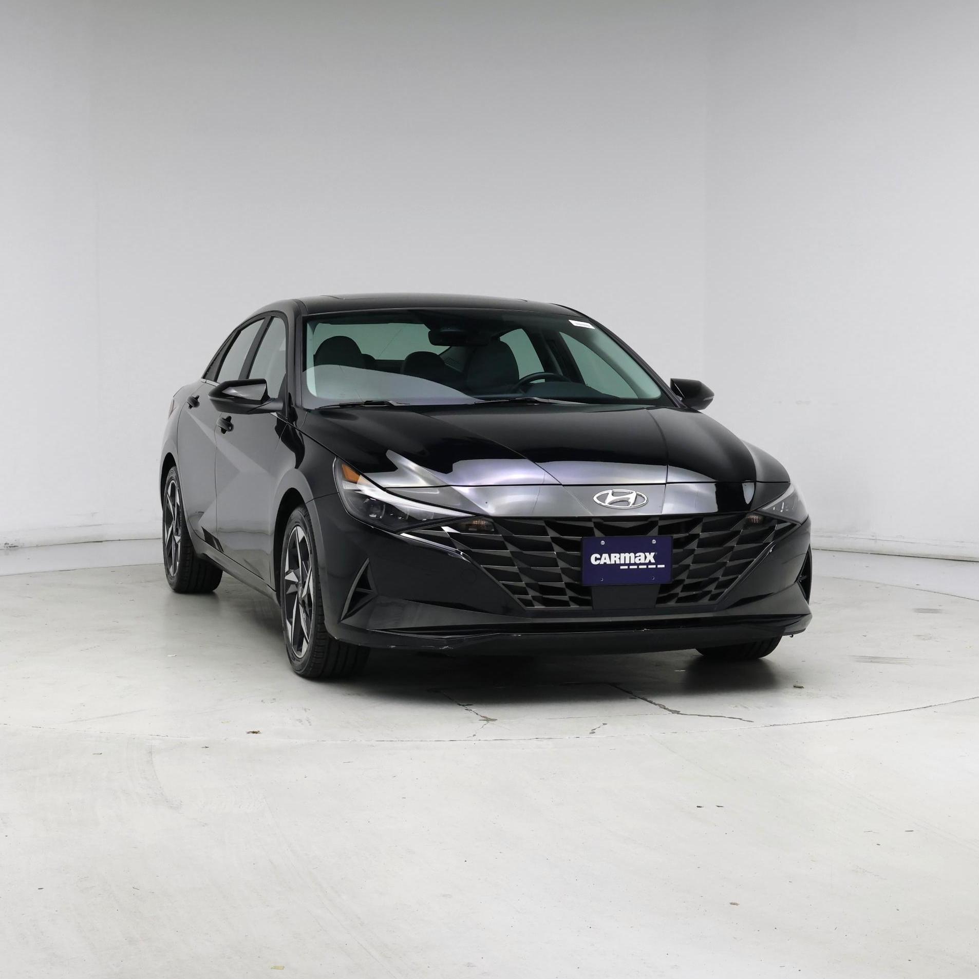 Thumbnail: 2023 Hyundai Elantra - 5