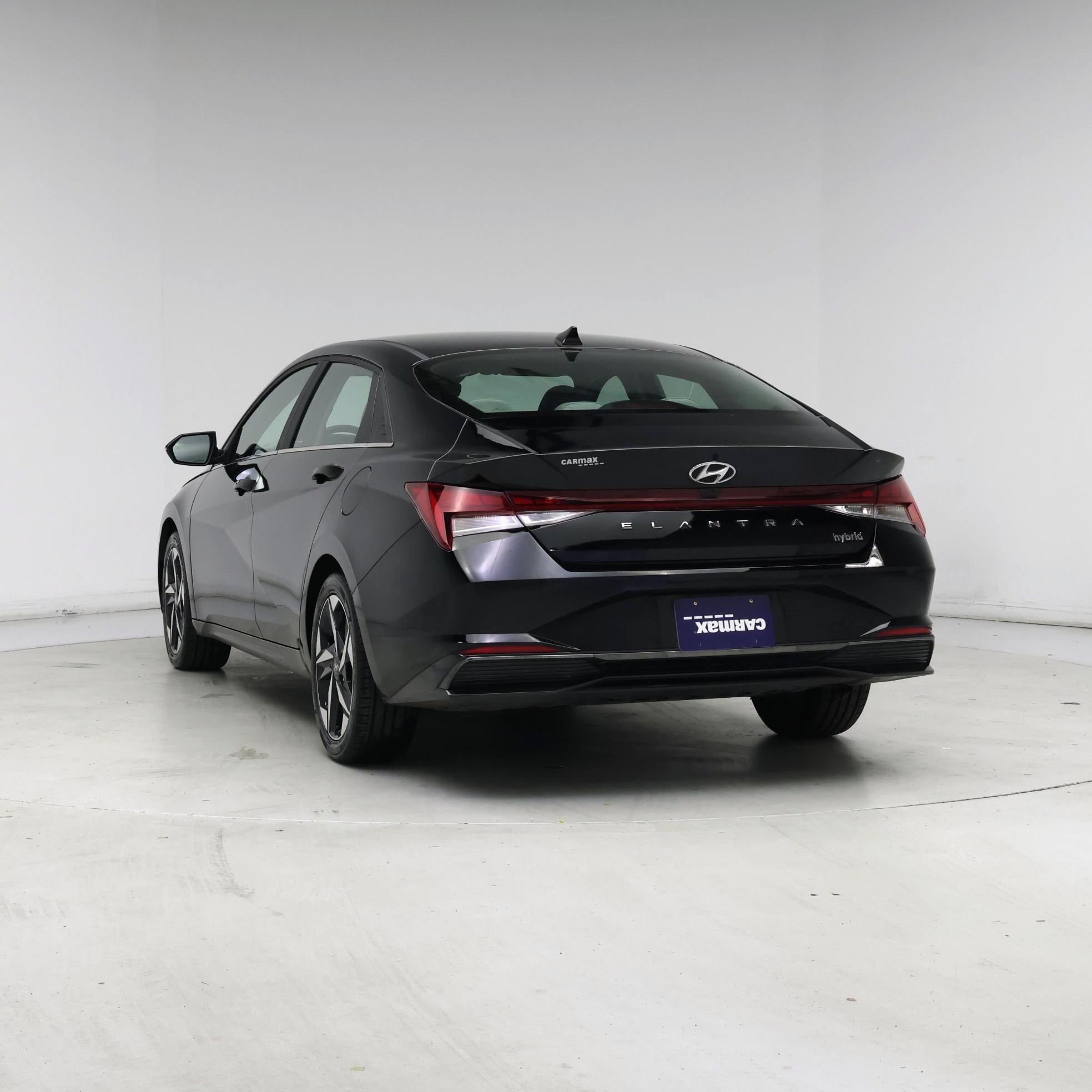 Thumbnail: 2023 Hyundai Elantra - 6