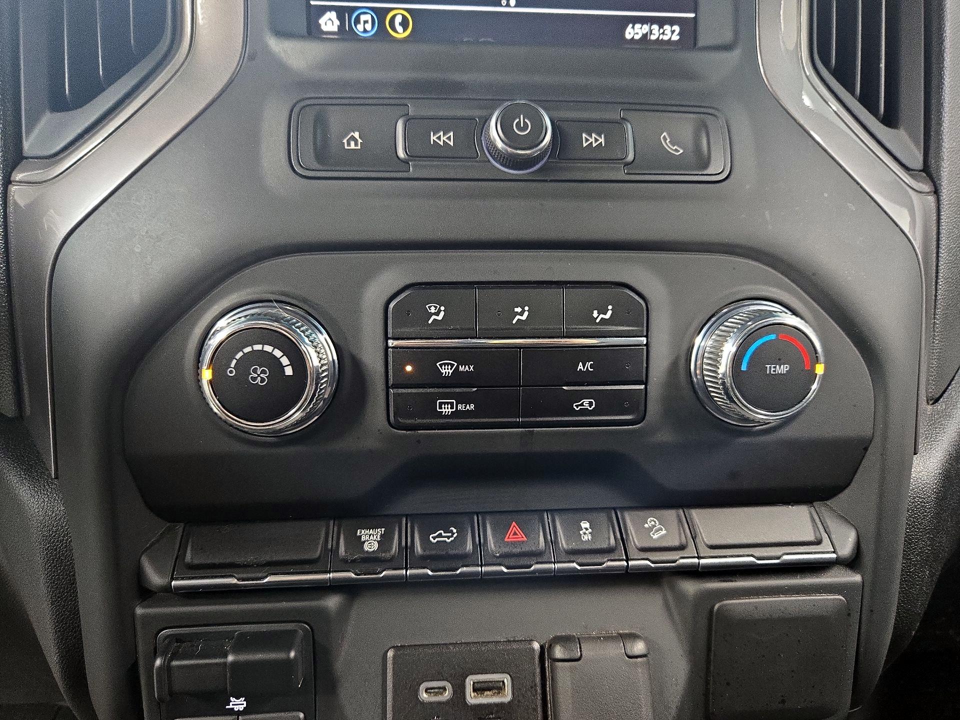 Thumbnail: 2023 GMC Sierra 3500 - 16