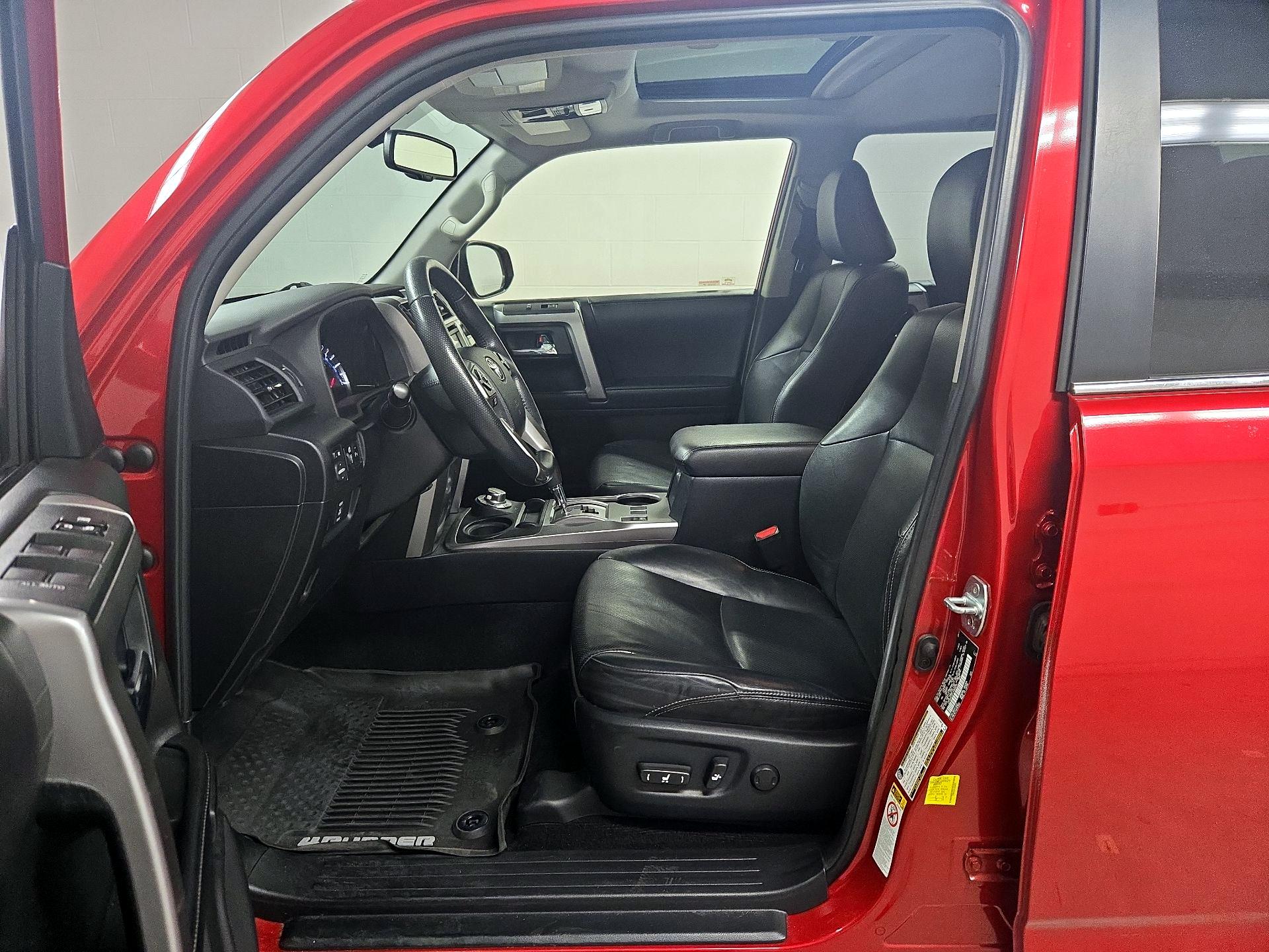 Thumbnail: 2018 Toyota 4Runner - 11