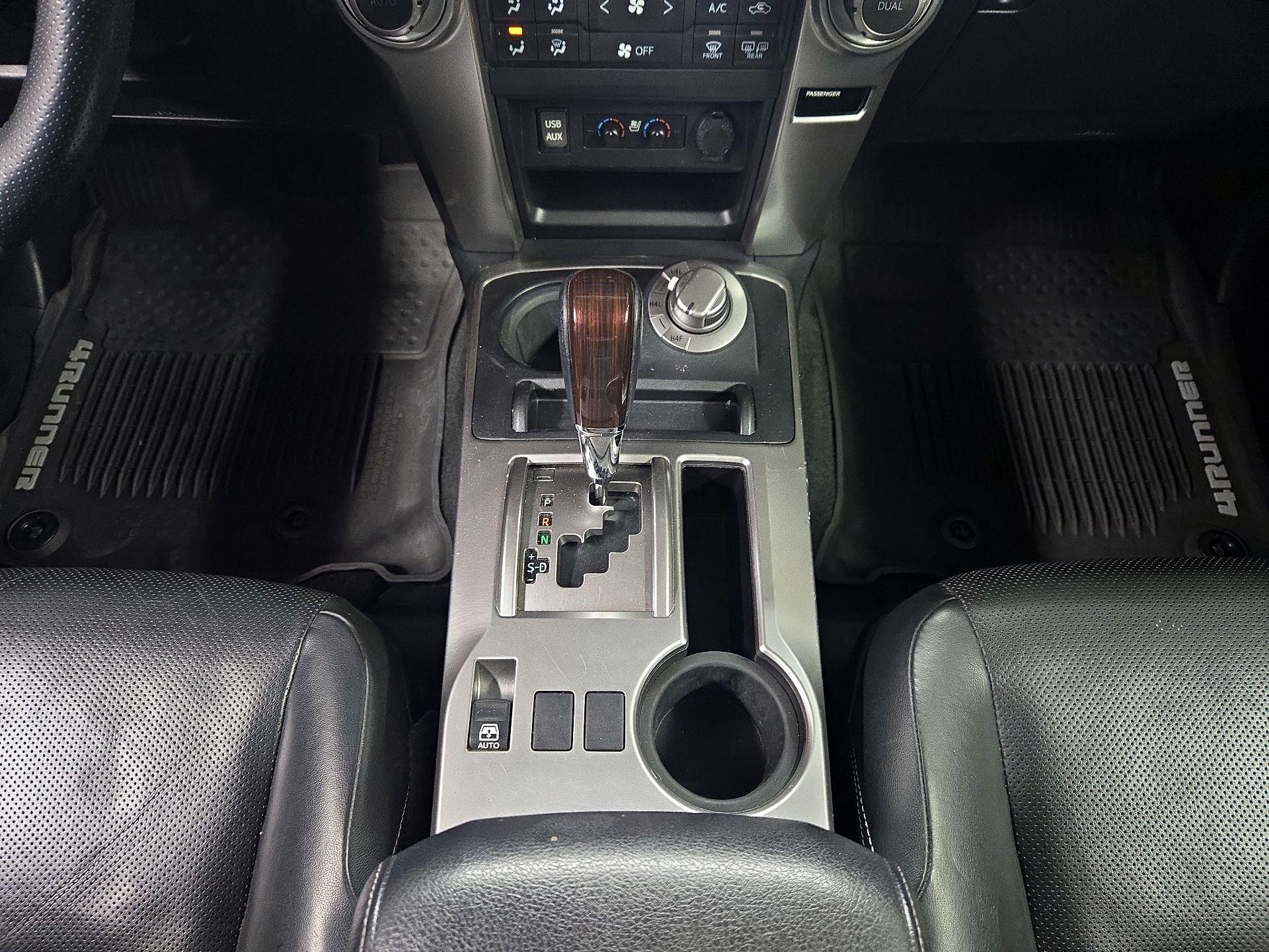 Thumbnail: 2018 Toyota 4Runner - 17