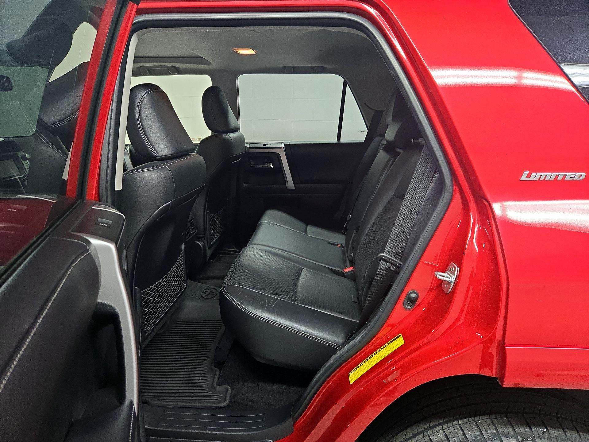 Thumbnail: 2018 Toyota 4Runner - 20