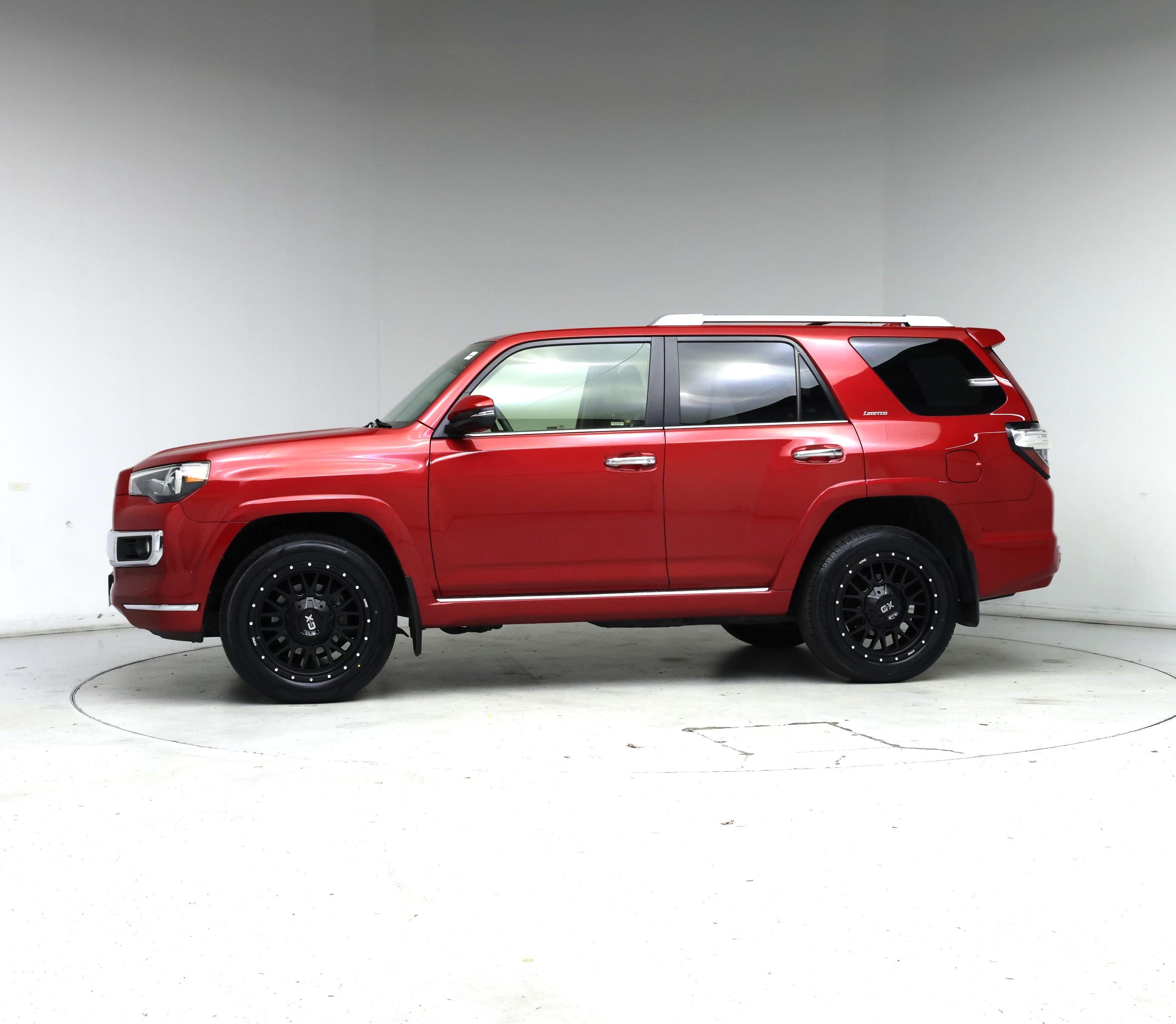 Thumbnail: 2018 Toyota 4Runner - 3