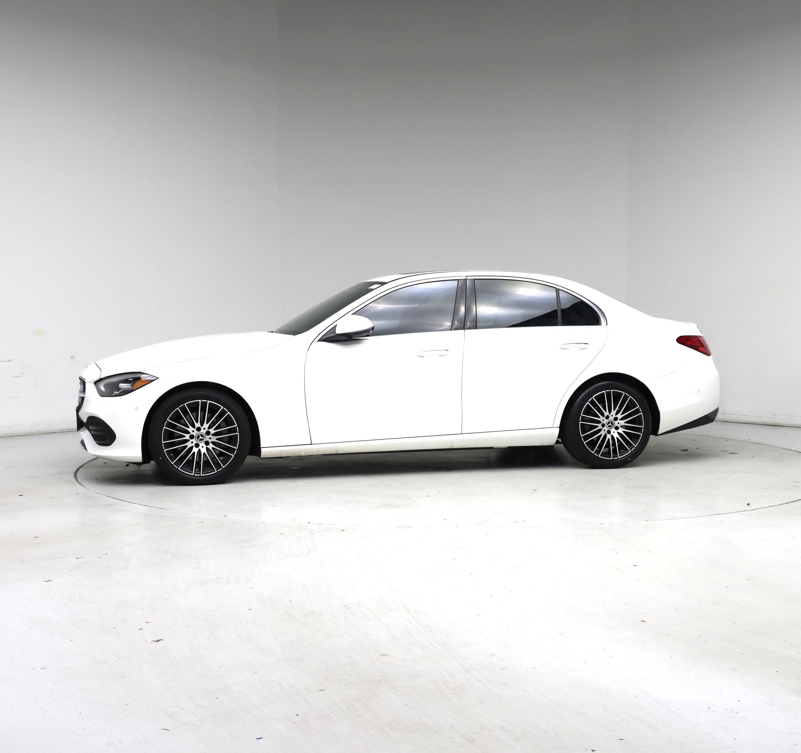 Thumbnail: 2023 Mercedes-Benz C-Class - 3