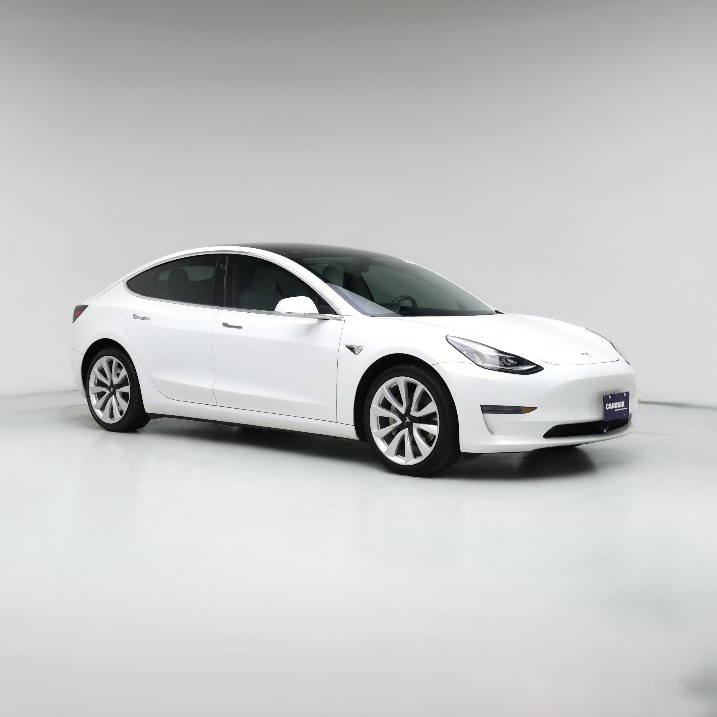 Thumbnail: 2019 Tesla Model 3 - 1
