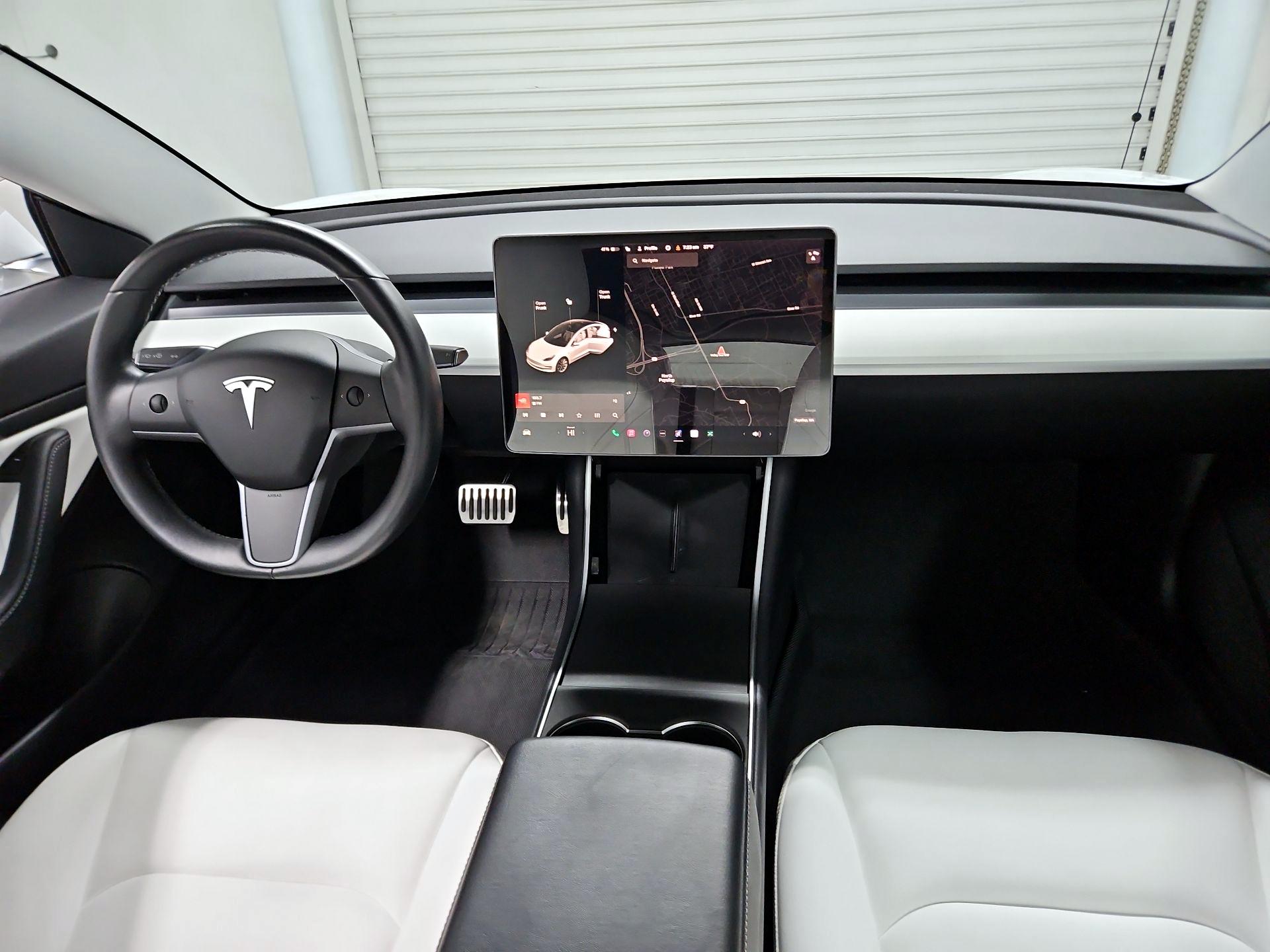 Thumbnail: 2019 Tesla Model 3 - 9