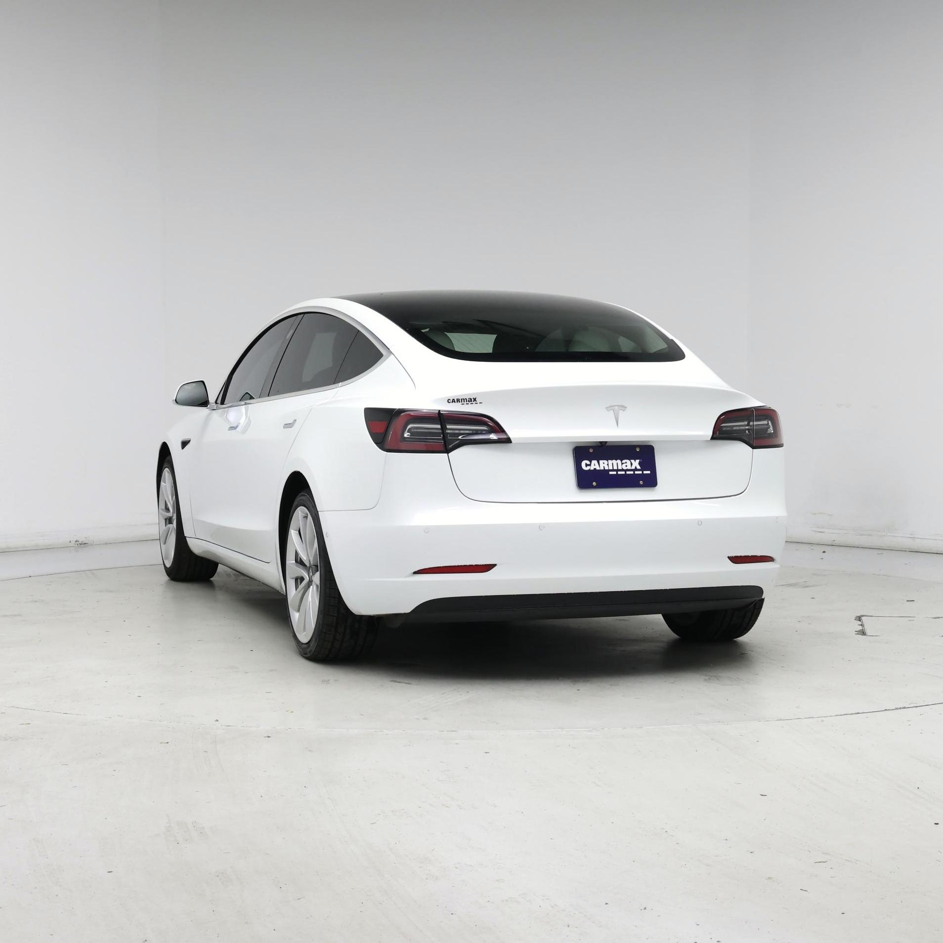 Thumbnail: 2019 Tesla Model 3 - 6