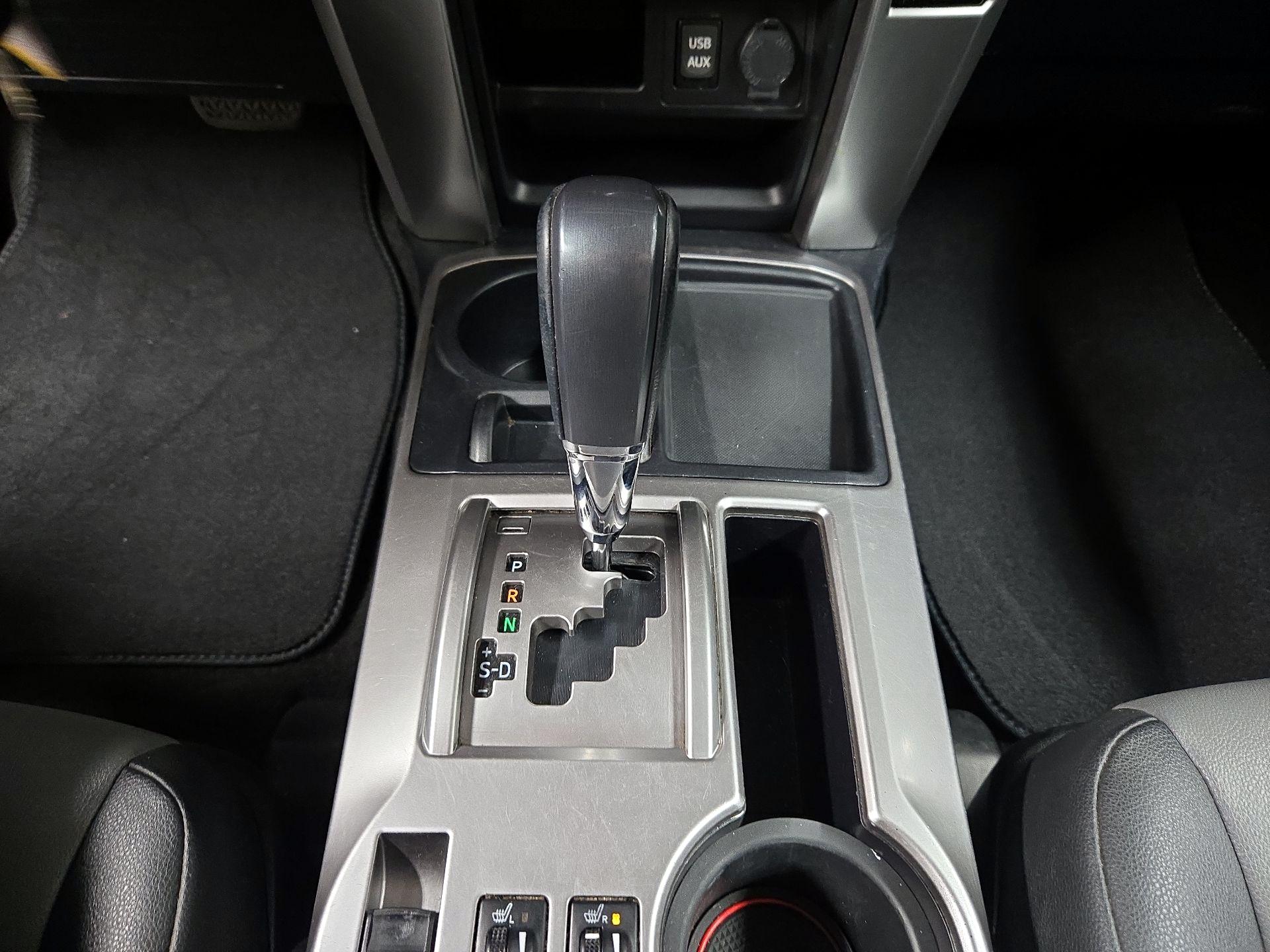 Thumbnail: 2019 Toyota 4Runner - 18