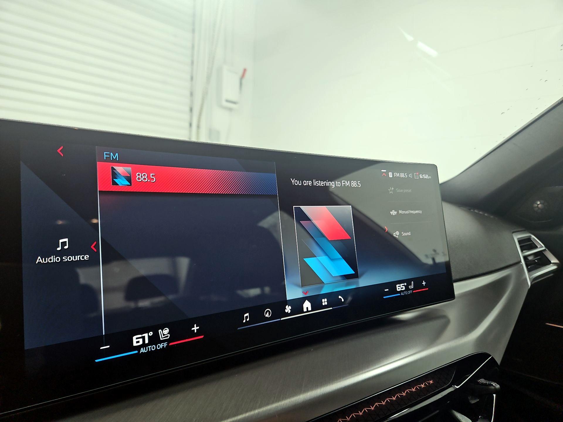 Thumbnail: 2025 BMW 3 Series - 16