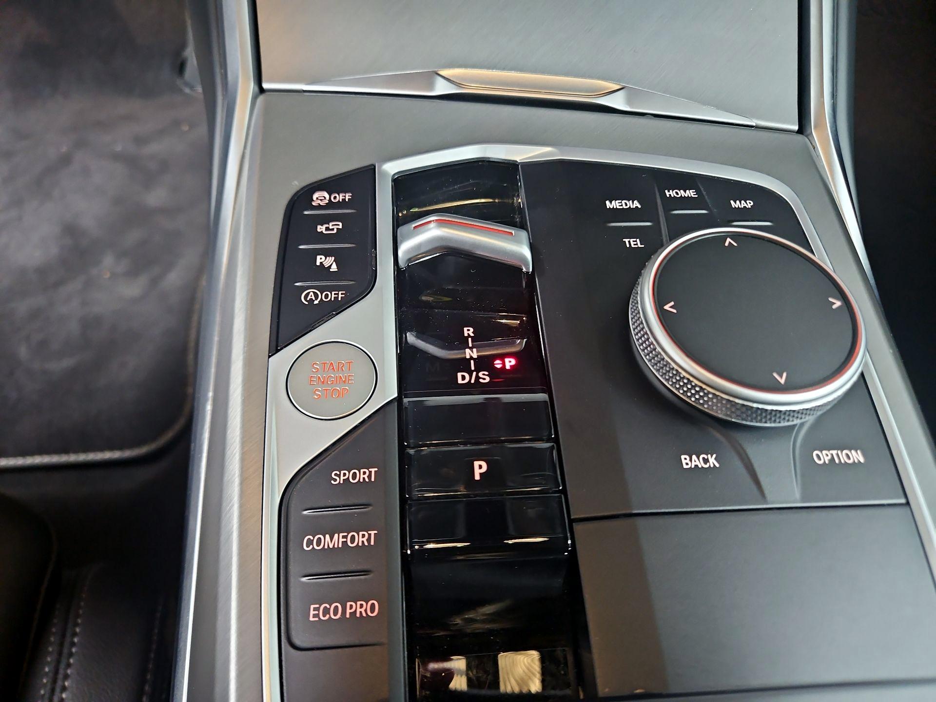 Thumbnail: 2025 BMW 3 Series - 18