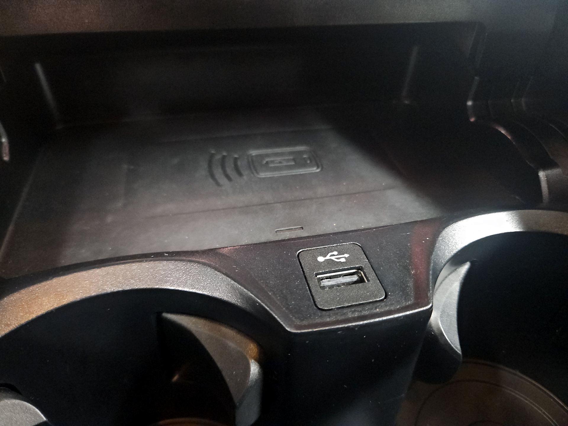 Thumbnail: 2025 BMW 3 Series - 19