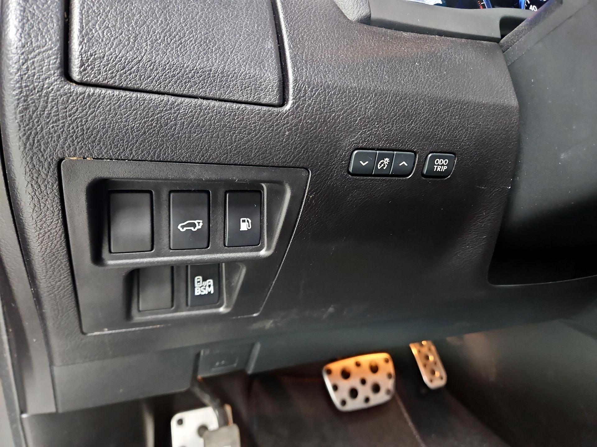 Thumbnail: 2015 Lexus RX - 13