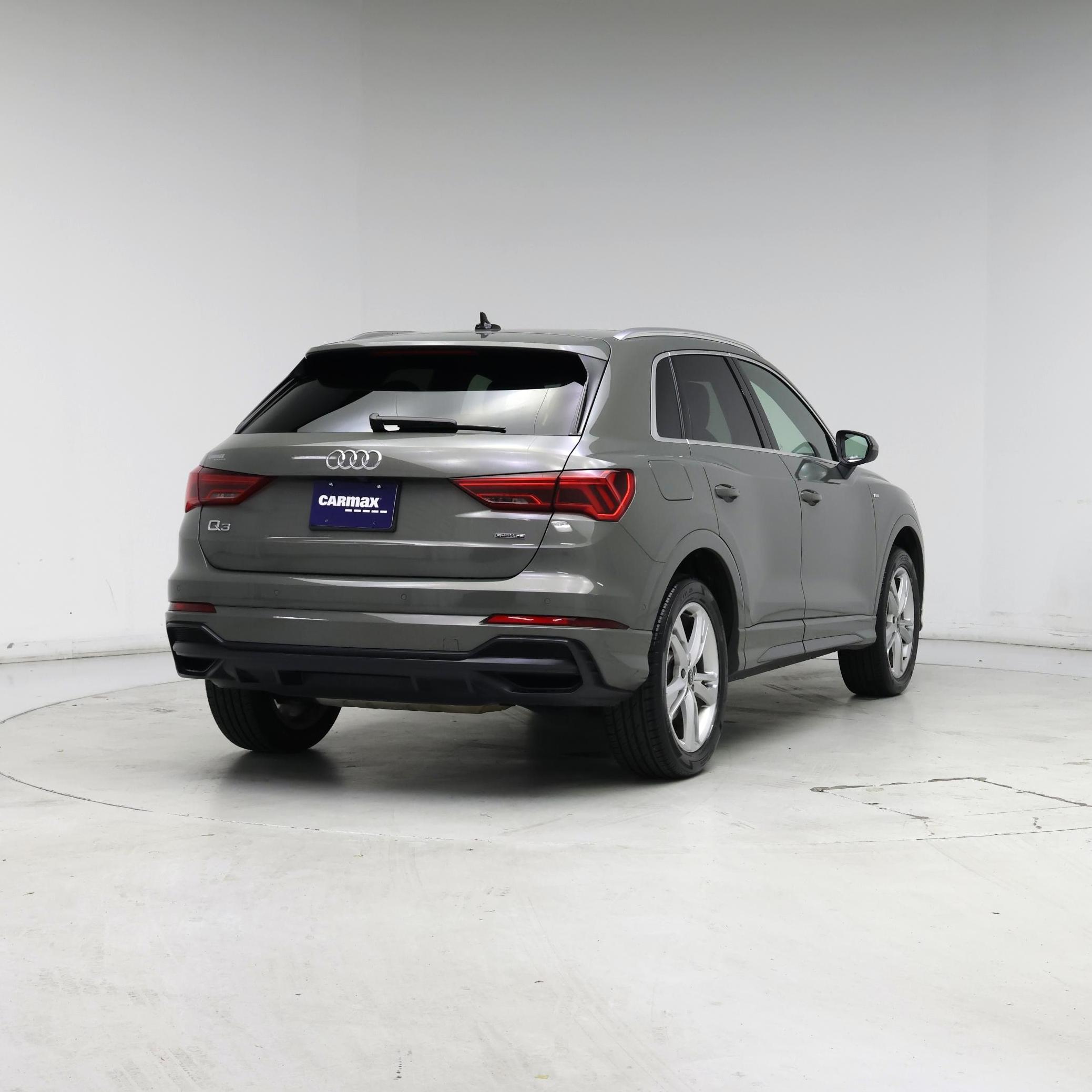 Thumbnail: 2021 Audi Q3 - 8