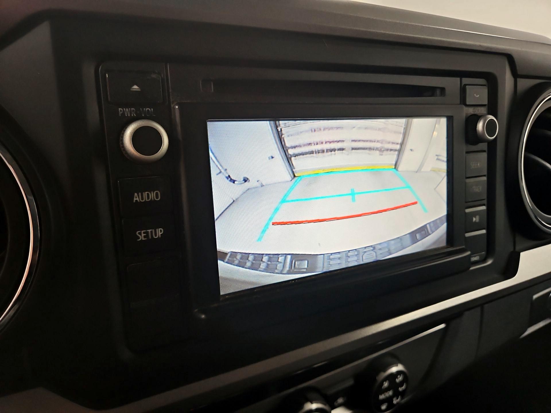 Thumbnail: 2017 Toyota Tacoma - 14