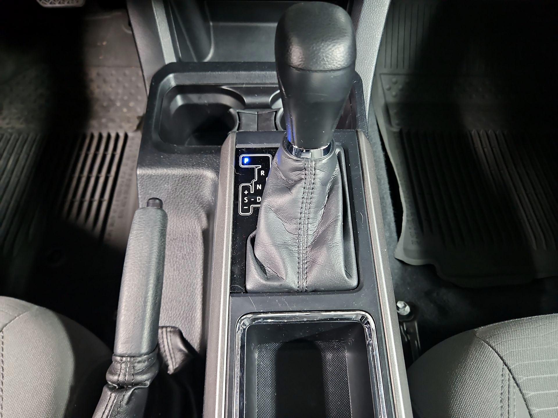 Thumbnail: 2017 Toyota Tacoma - 17