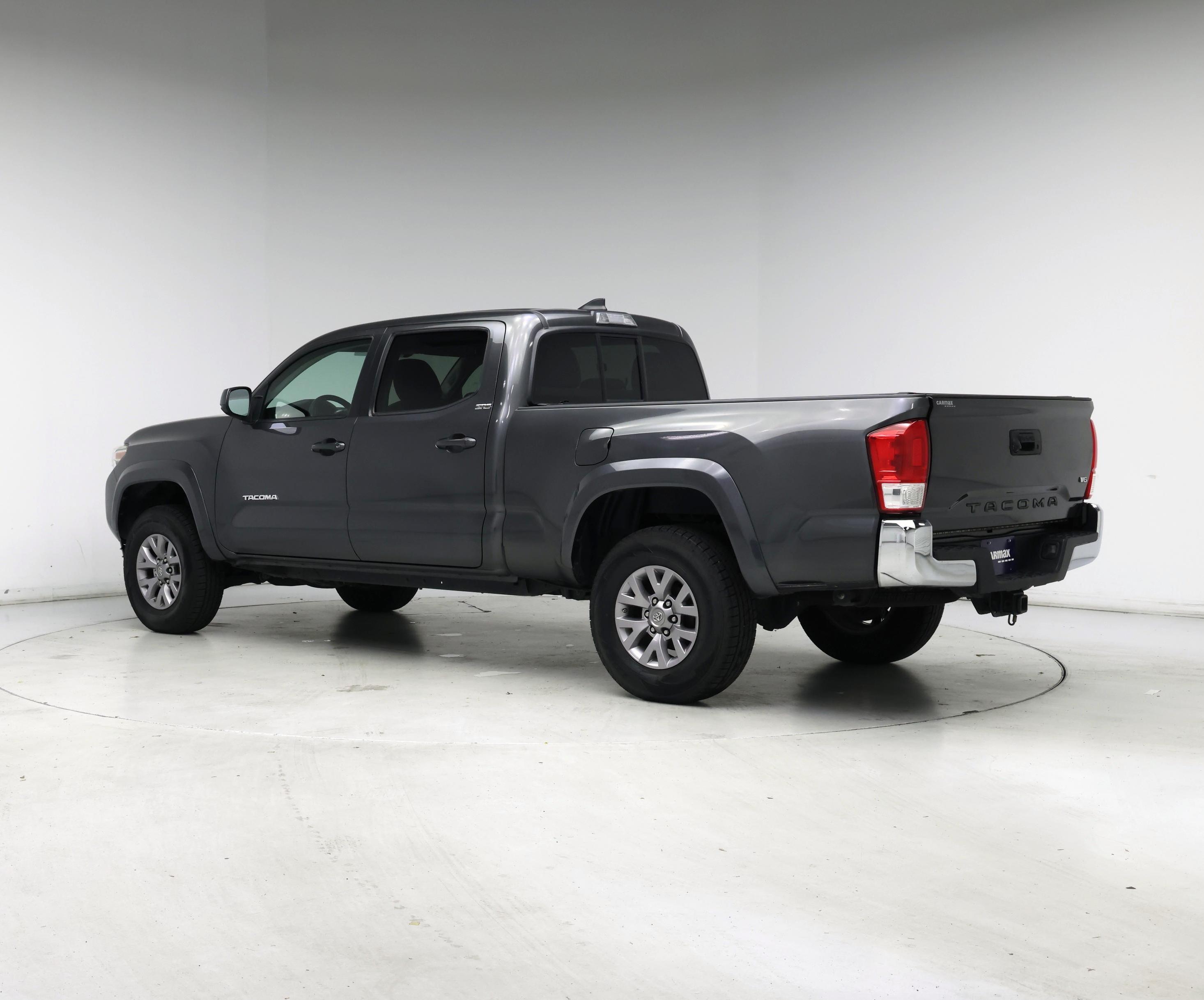 Thumbnail: 2017 Toyota Tacoma - 2