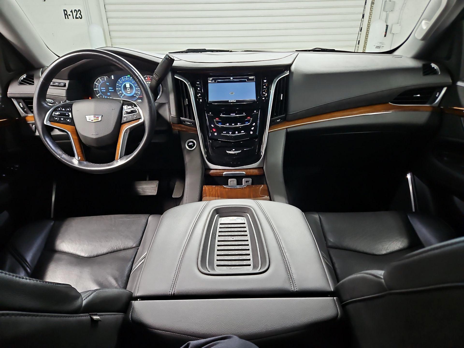 Thumbnail: 2020 Cadillac Escalade - 9