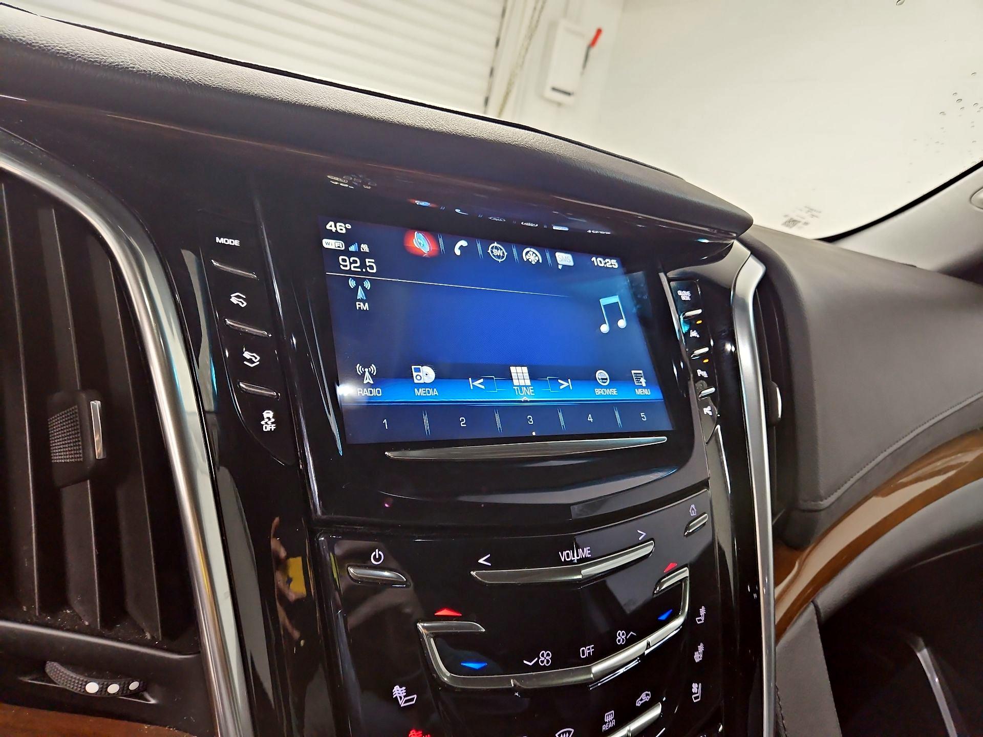 Thumbnail: 2020 Cadillac Escalade - 16