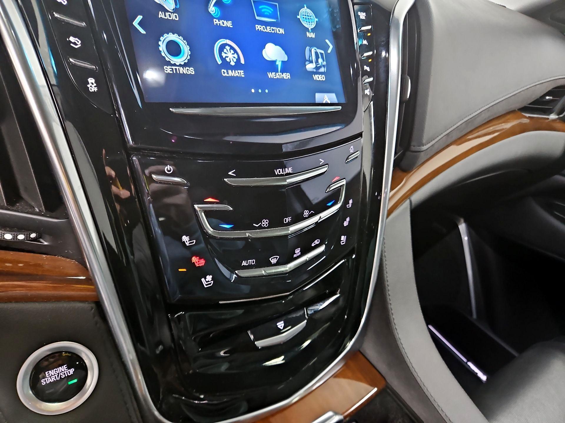 Thumbnail: 2020 Cadillac Escalade - 17