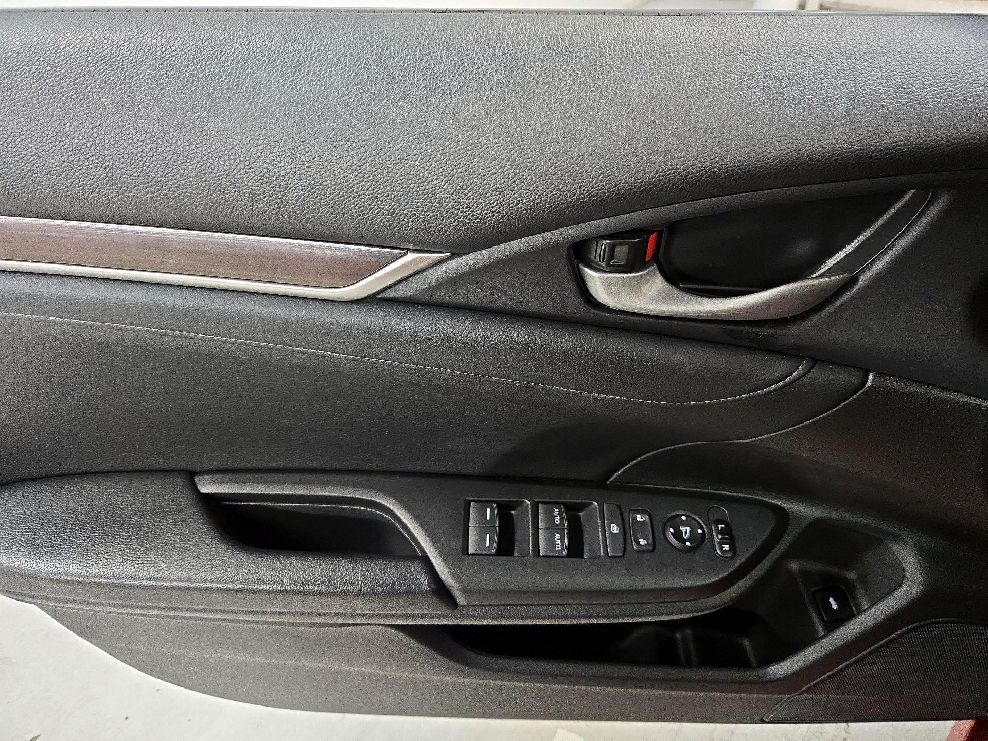 Thumbnail: 2020 Honda Civic - 12