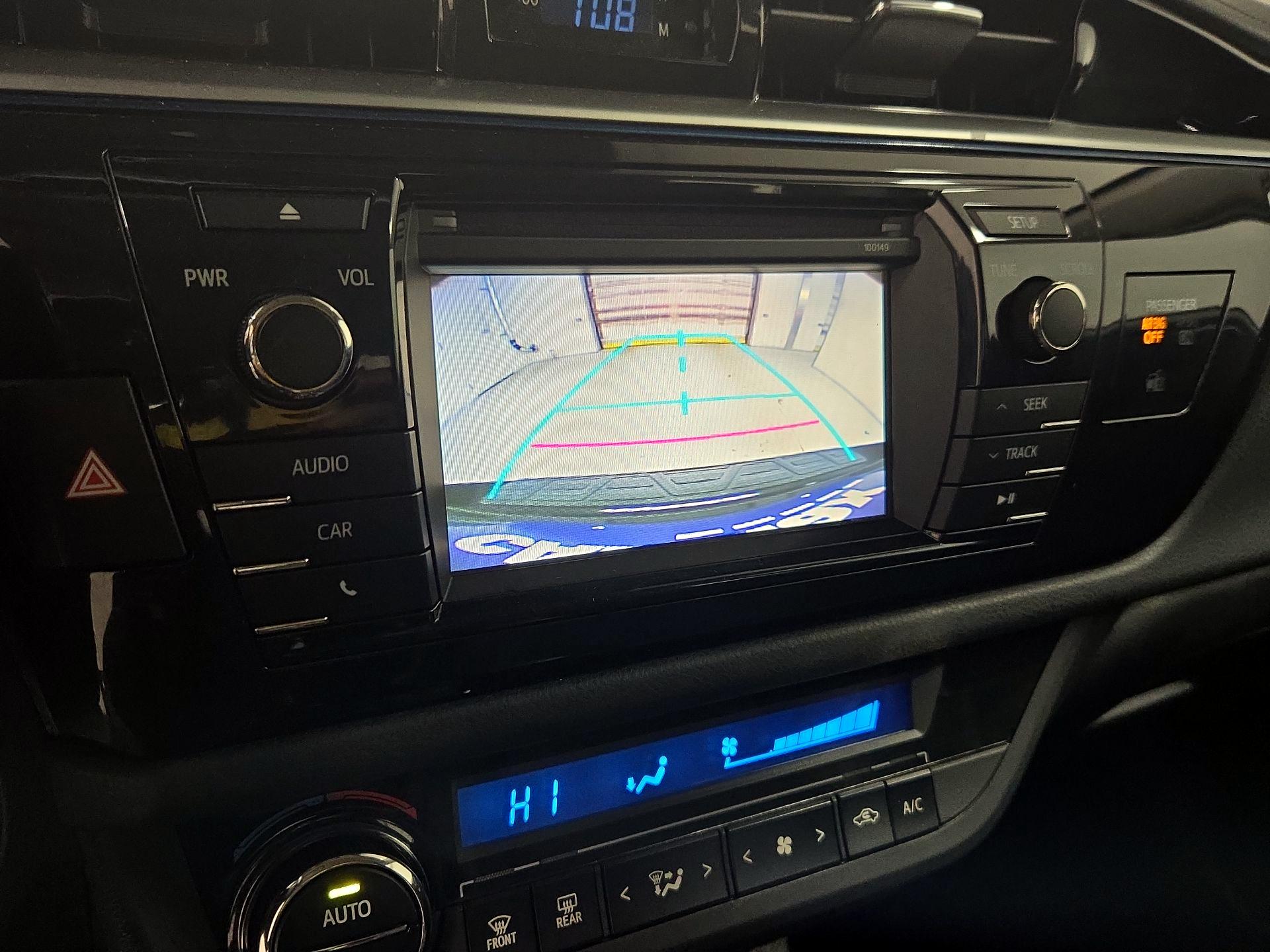 Thumbnail: 2014 Toyota Corolla - 14