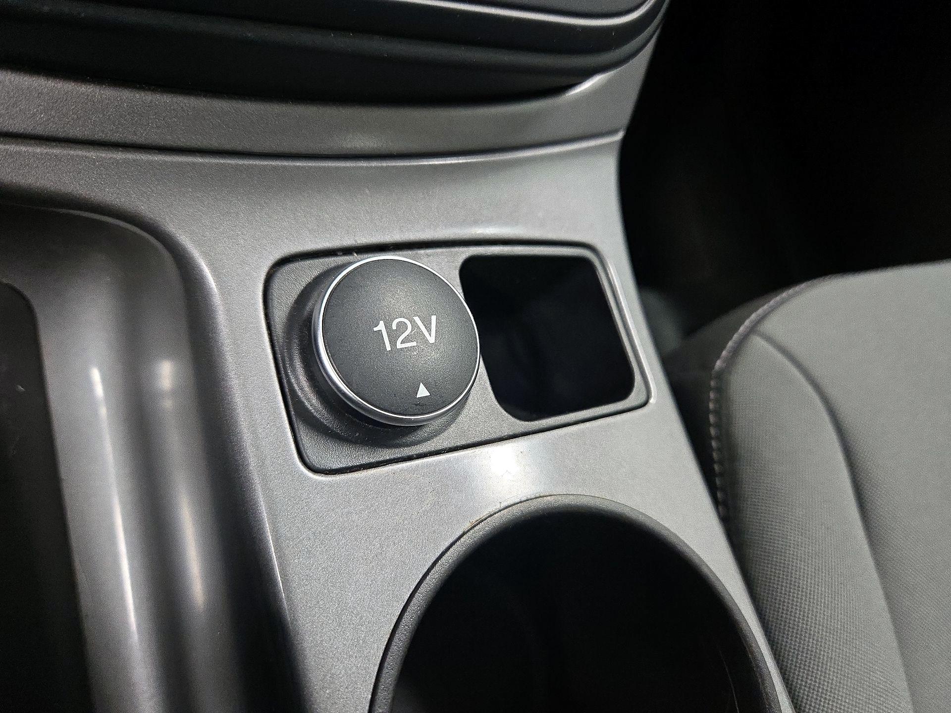 Thumbnail: 2016 Ford Escape - 18