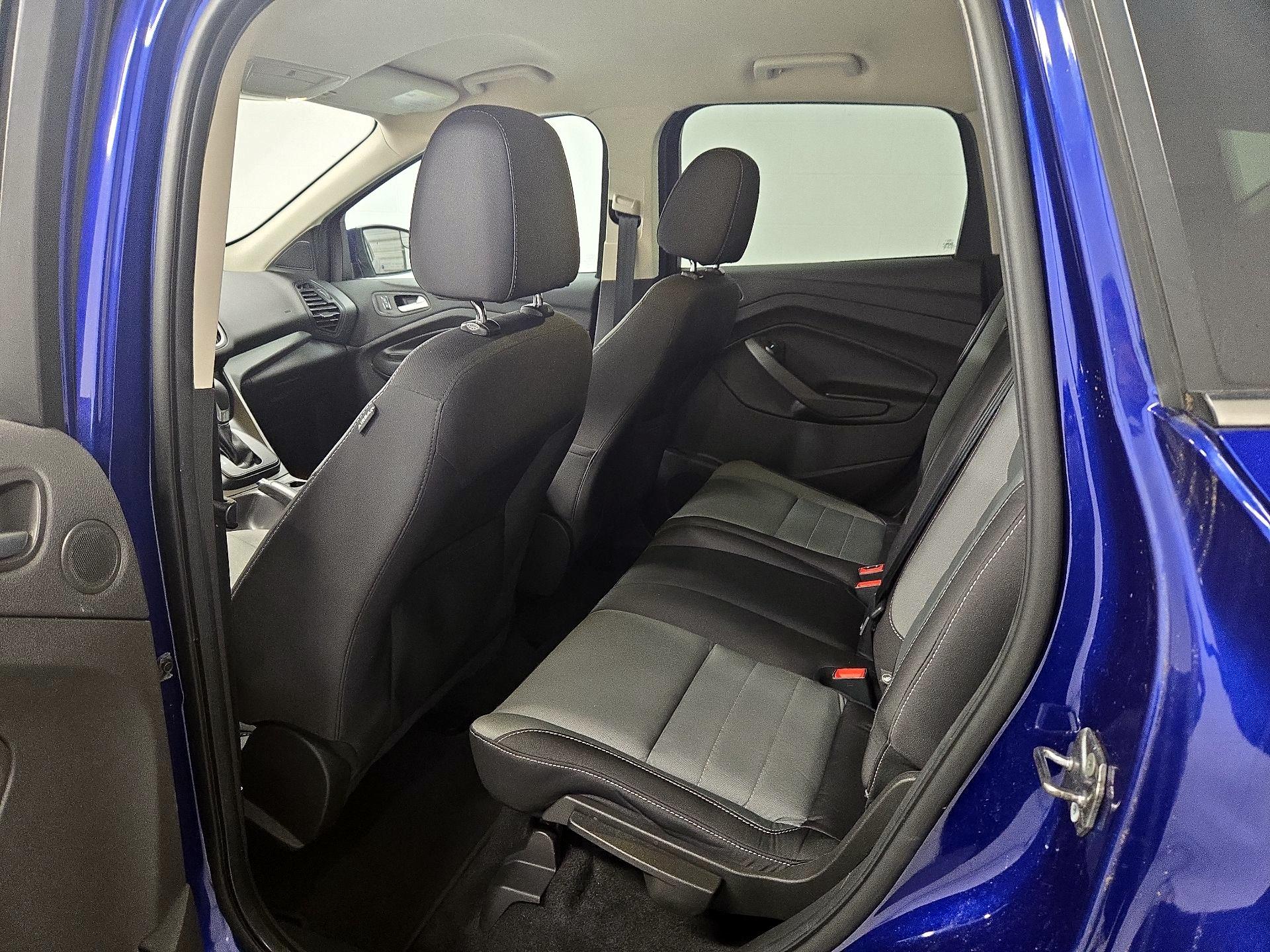 Thumbnail: 2016 Ford Escape - 19