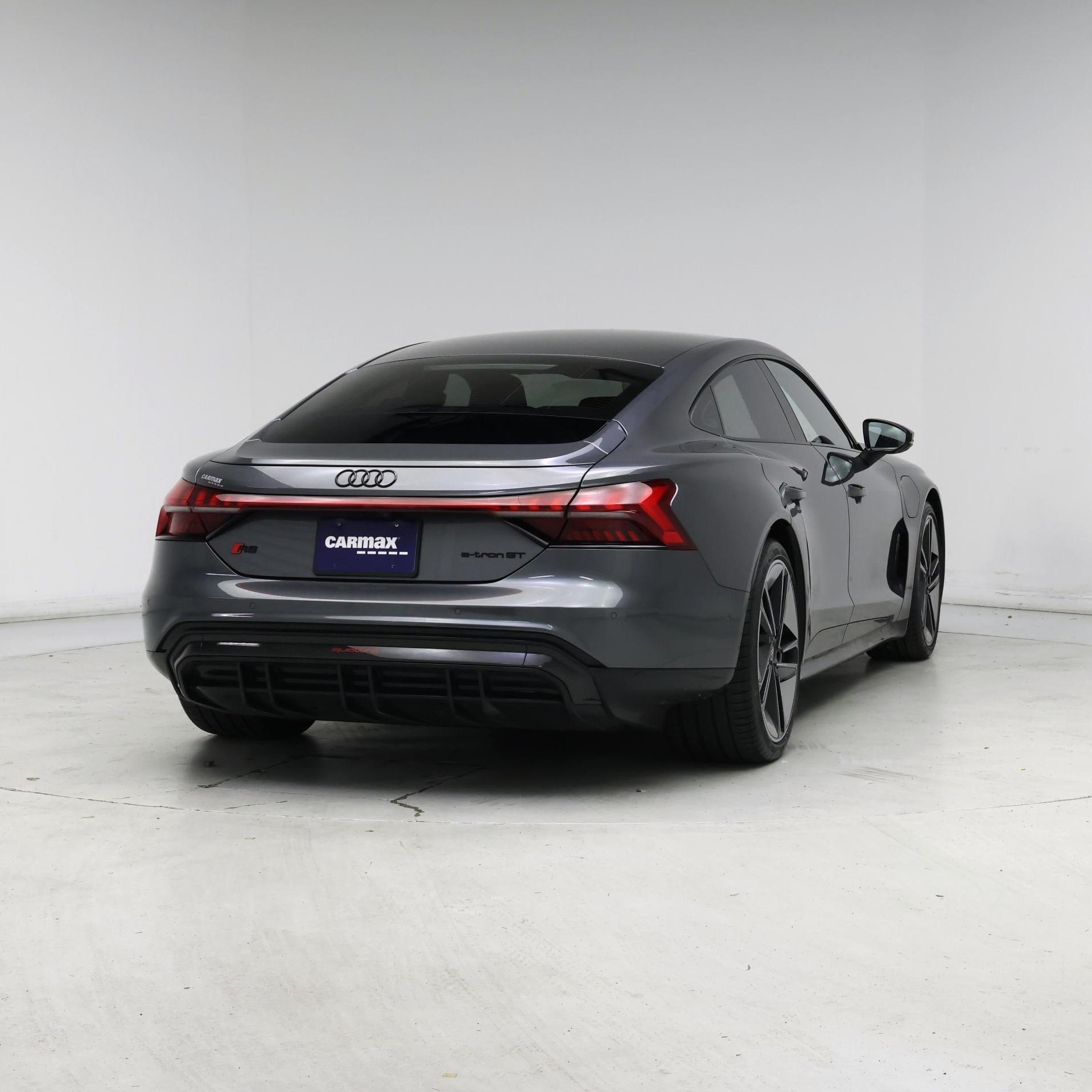 Thumbnail: 2022 Audi RS e-tron GT - 8