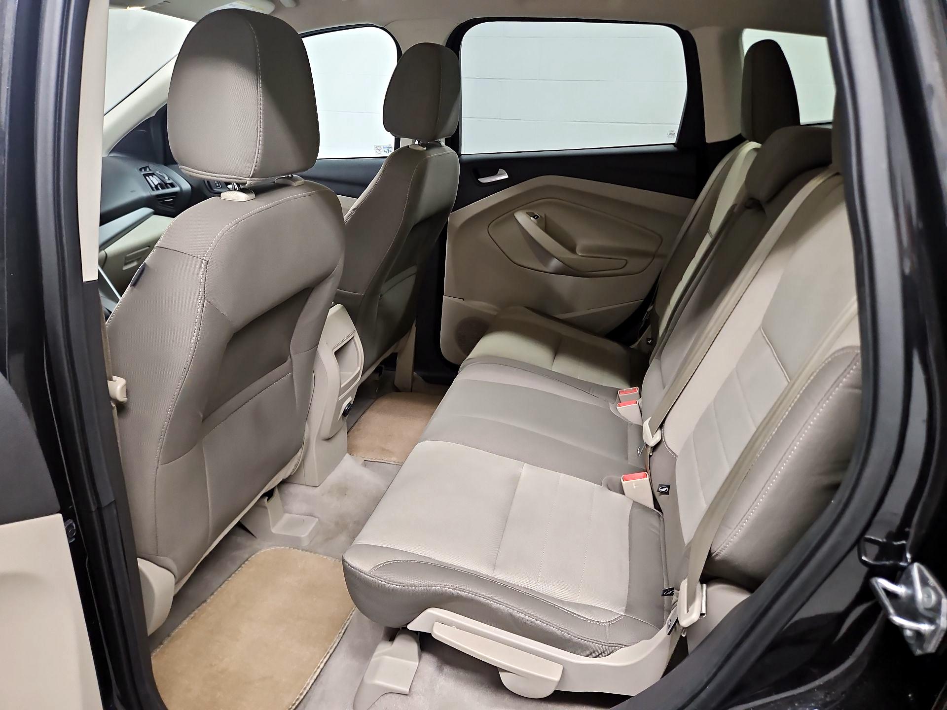 Thumbnail: 2015 Ford Escape - 19