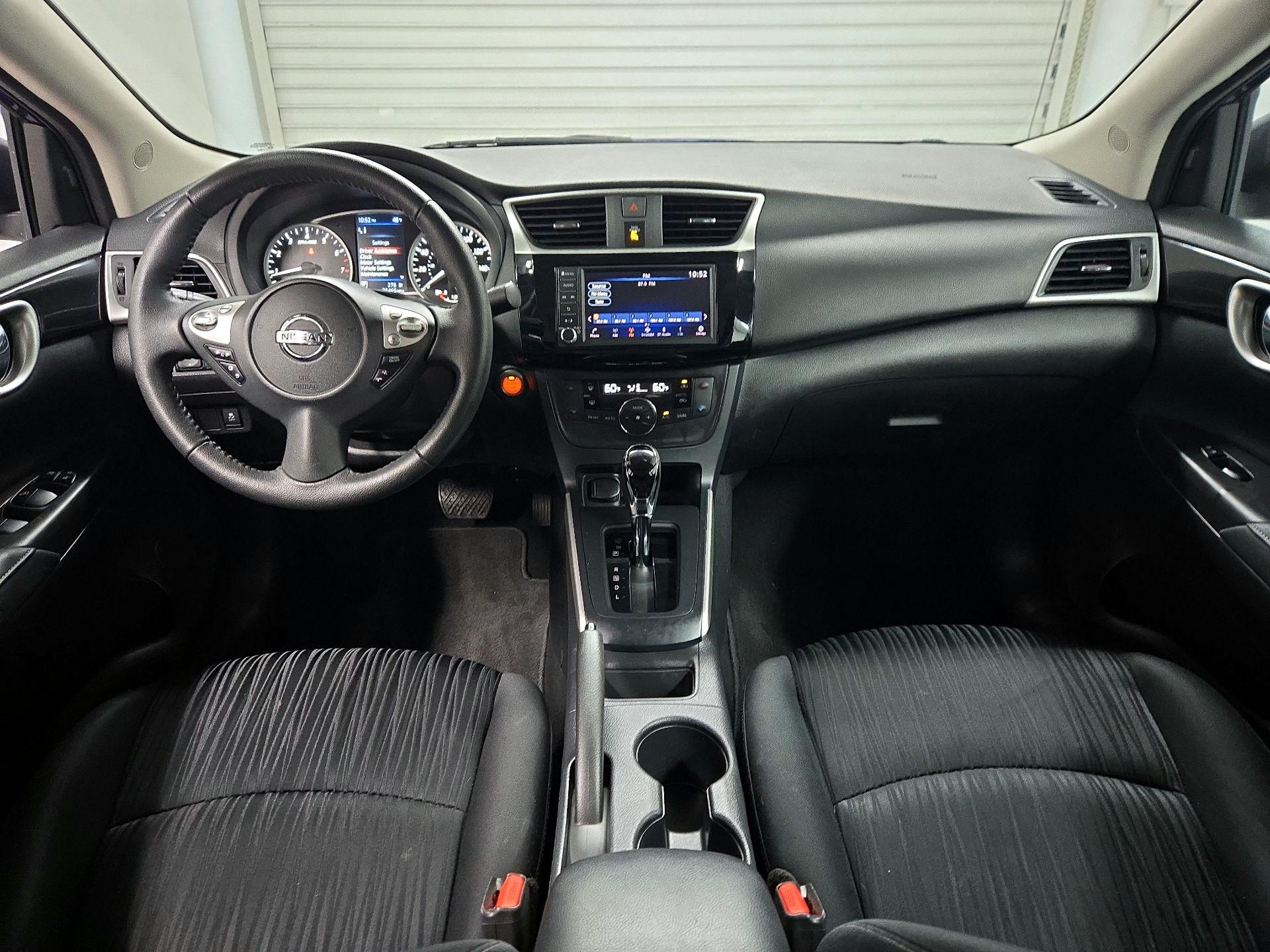 Thumbnail: 2019 Nissan Sentra - 9