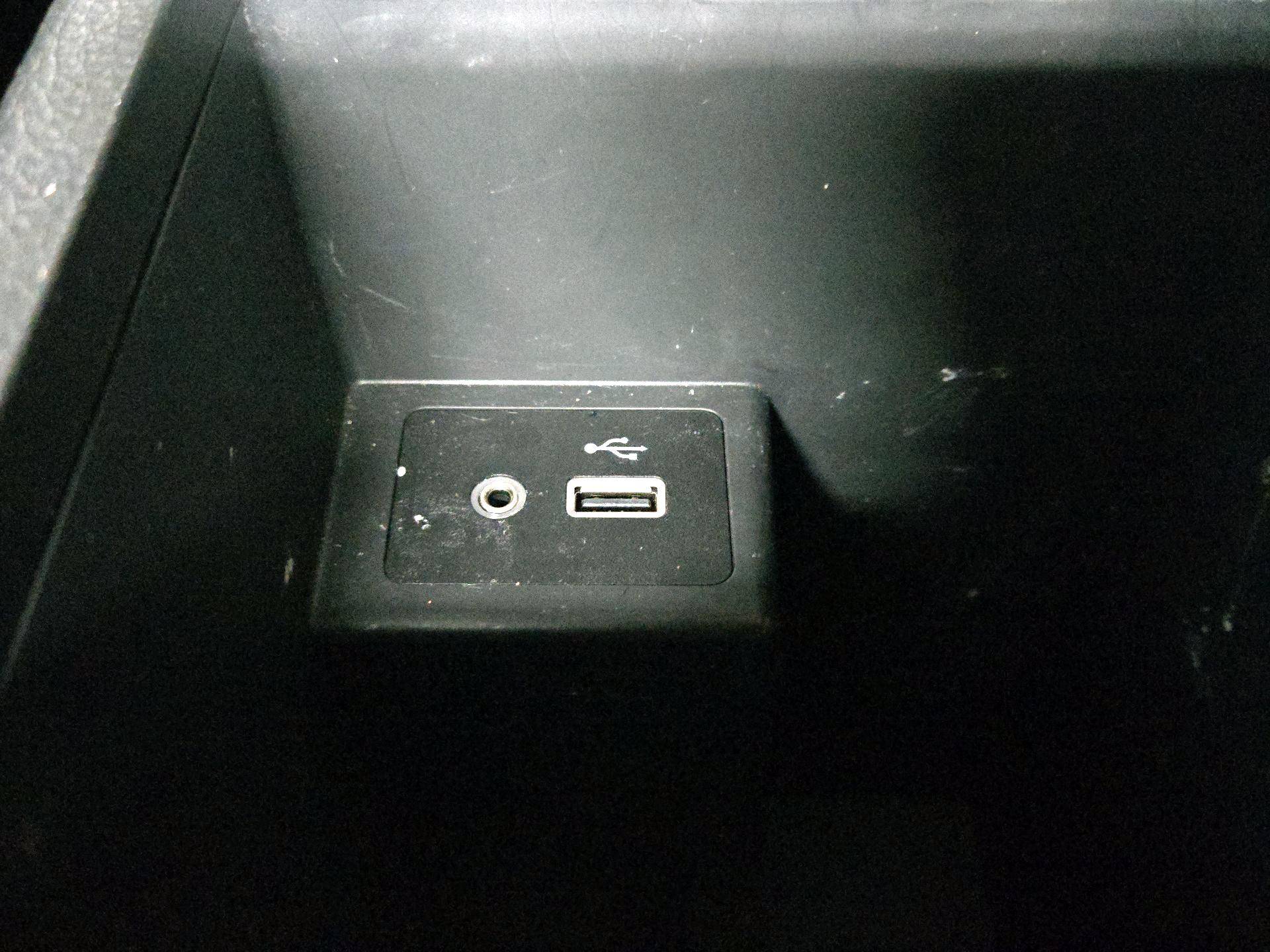 Thumbnail: 2019 Nissan Sentra - 18