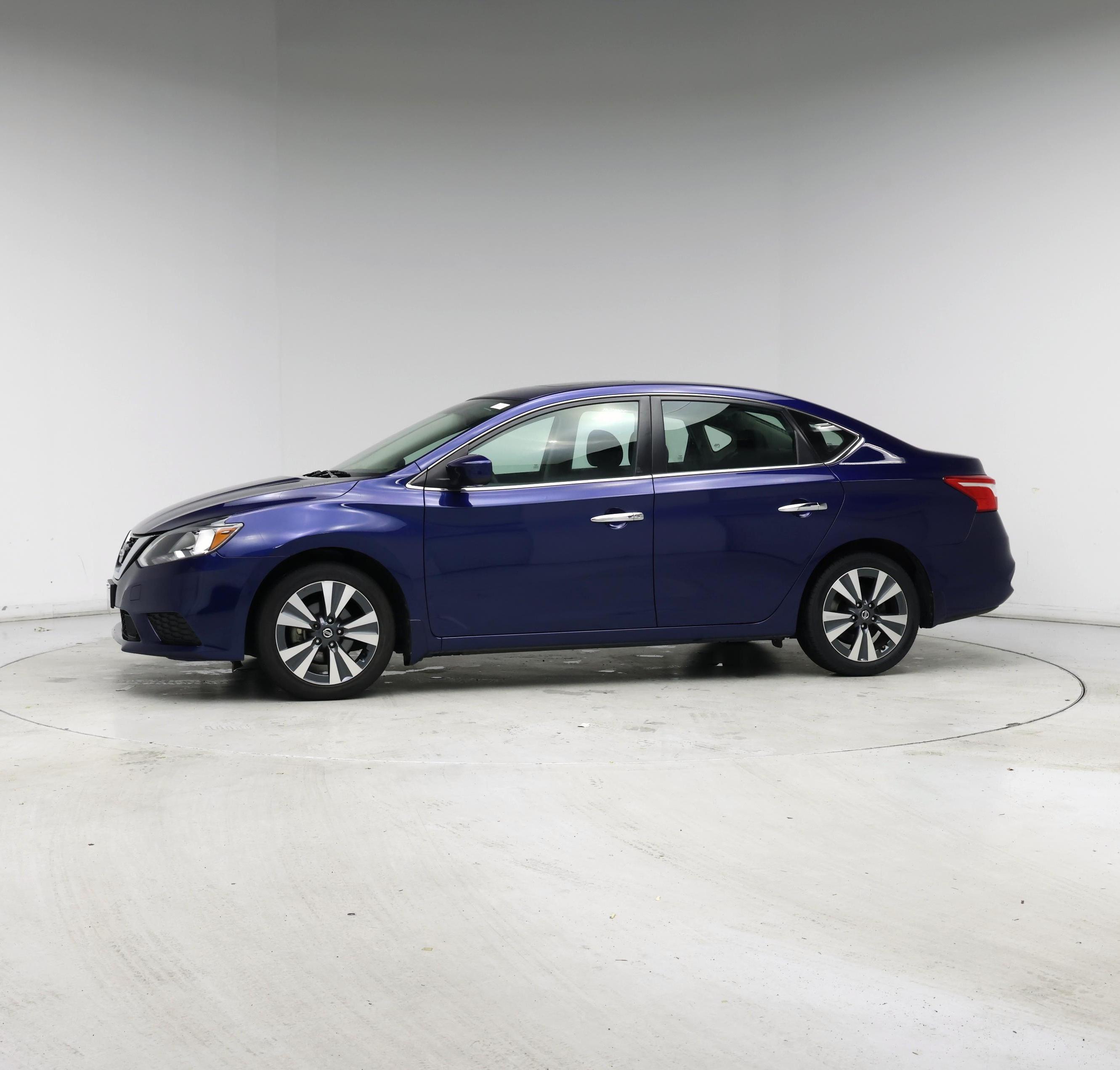 Thumbnail: 2019 Nissan Sentra - 3