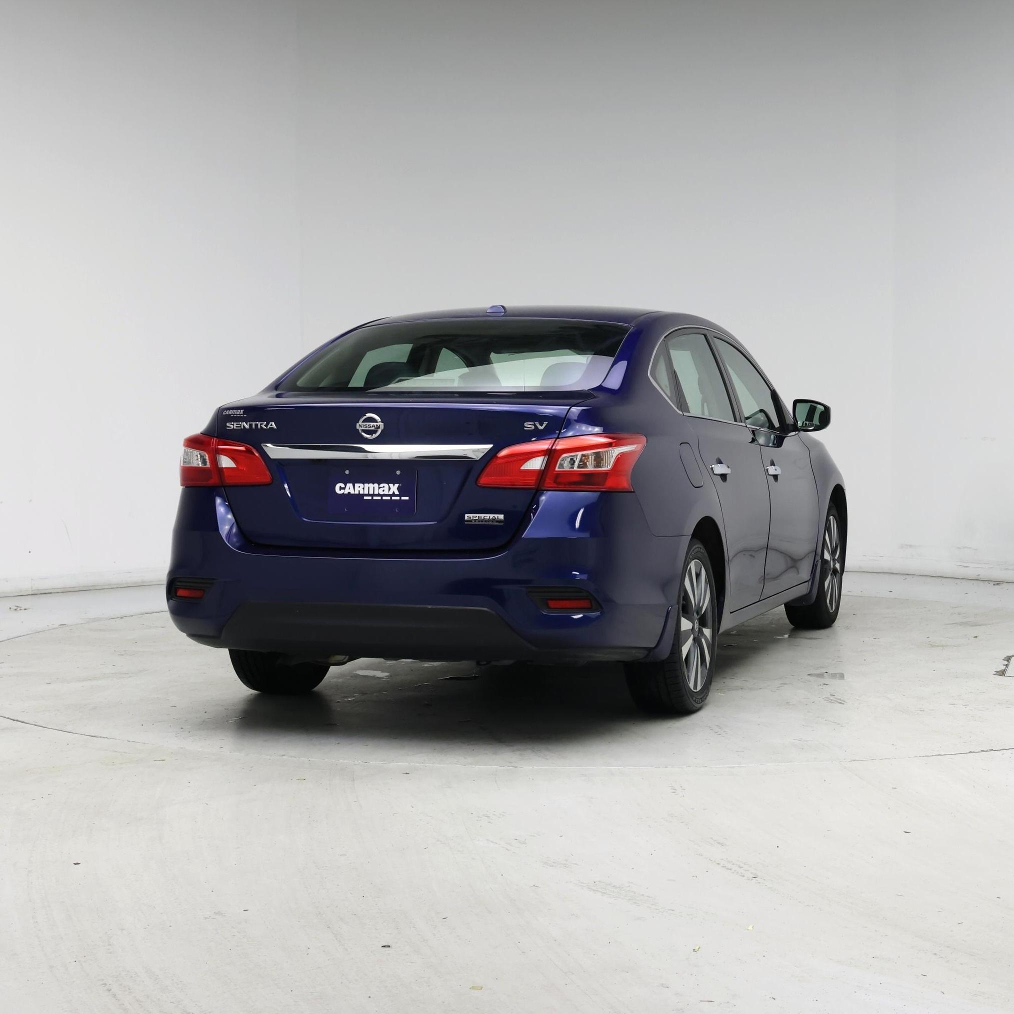 Thumbnail: 2019 Nissan Sentra - 8