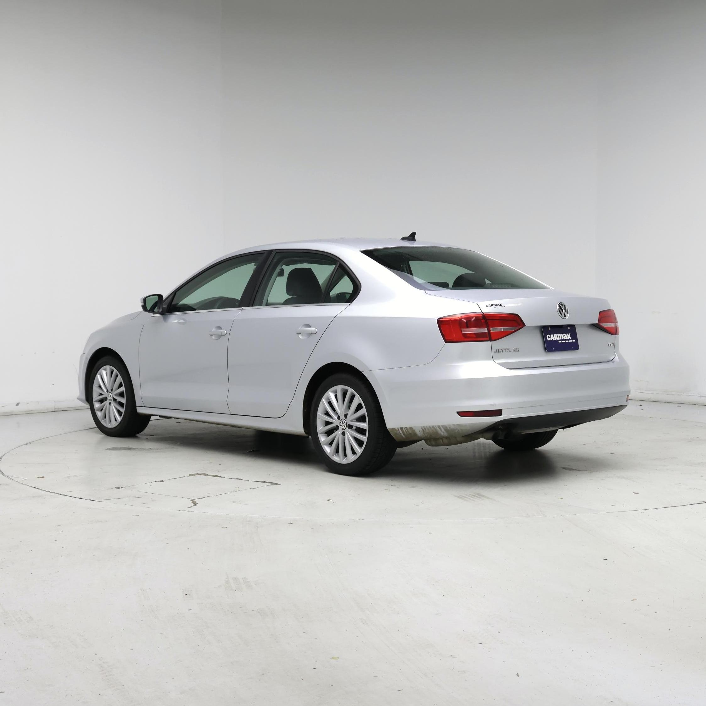 Thumbnail: 2015 Volkswagen Jetta - 2